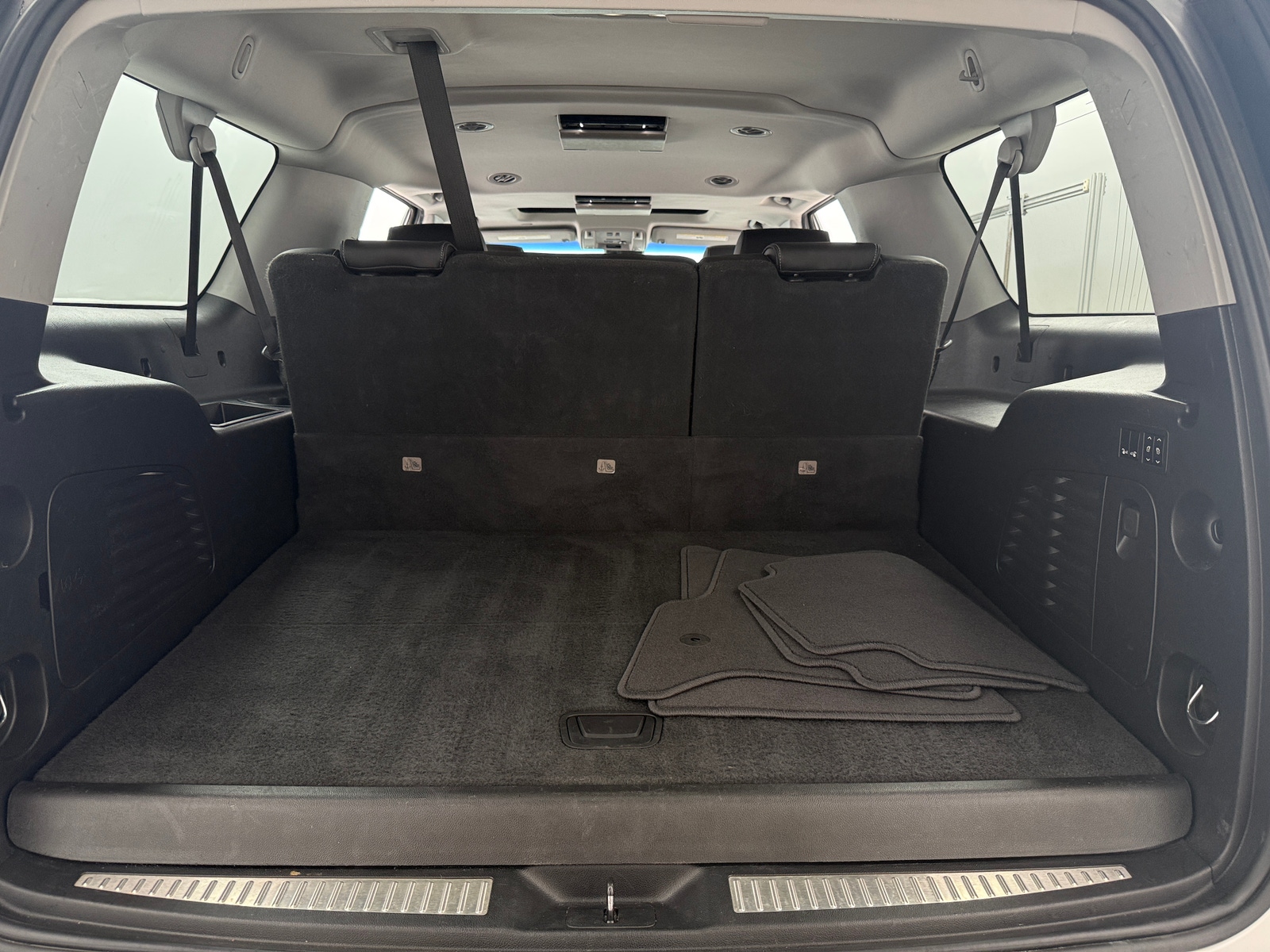 Thumbnail: 2019 GMC Yukon XL - 6