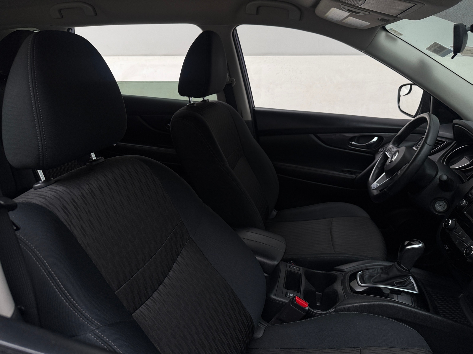 Thumbnail: 2018 Nissan Rogue - 2