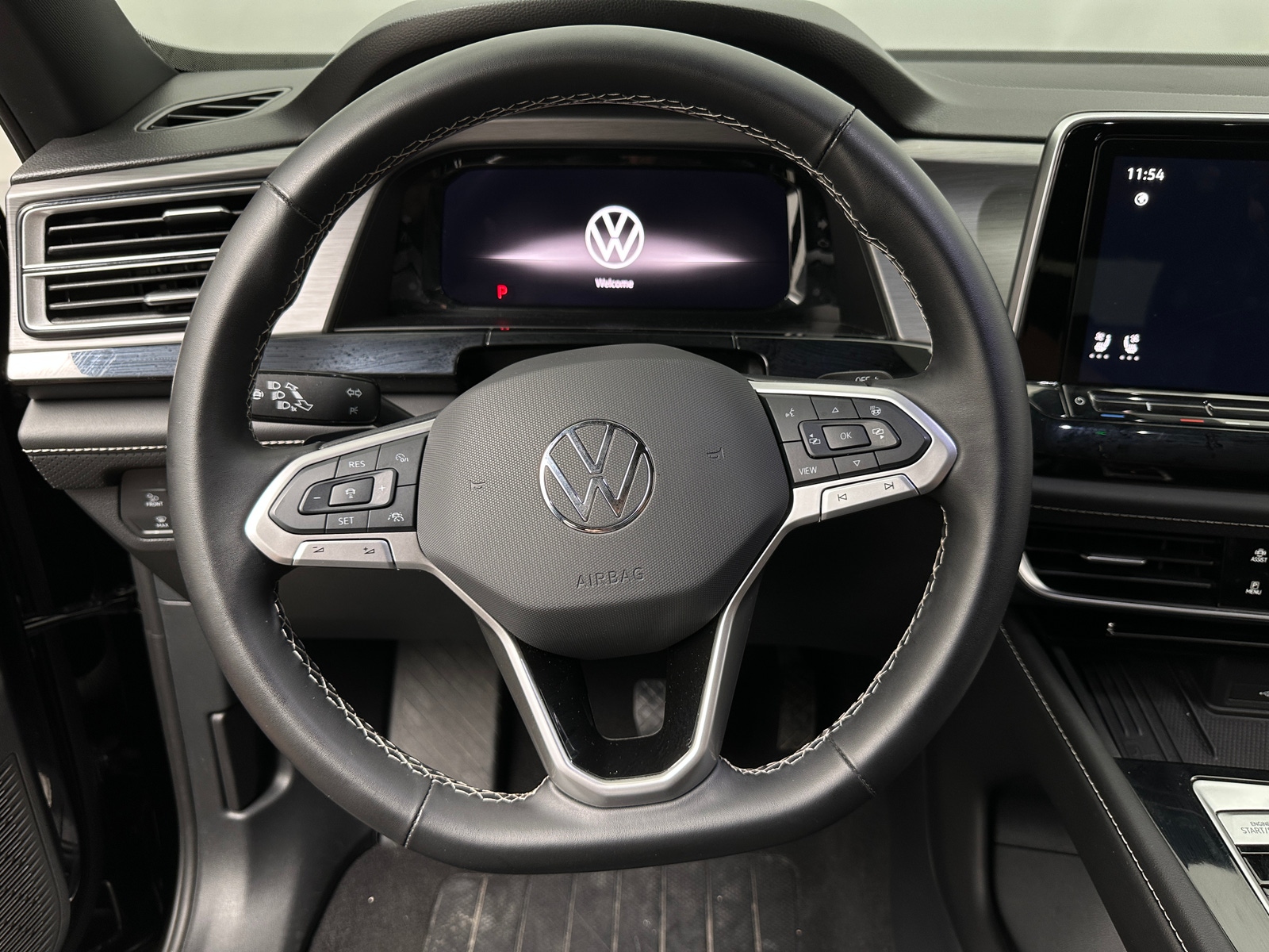 Thumbnail: 2025 Volkswagen Atlas - 4
