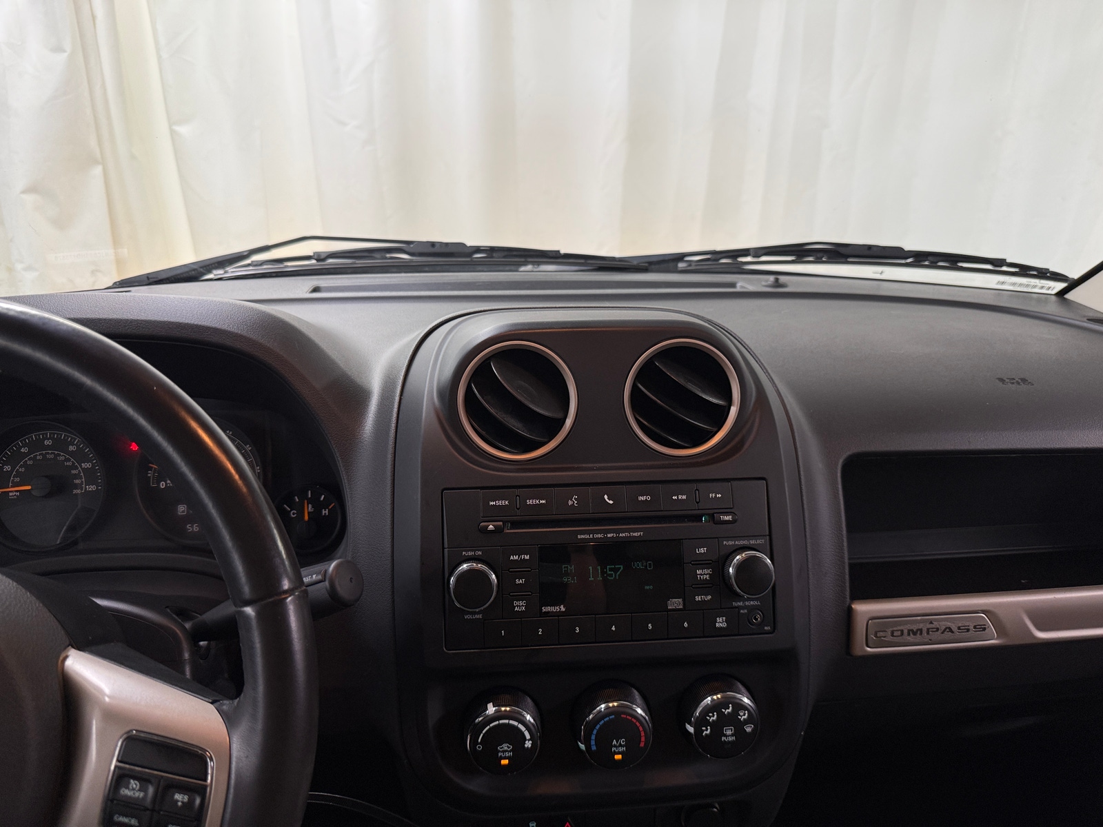 Thumbnail: 2017 Jeep Compass - 4