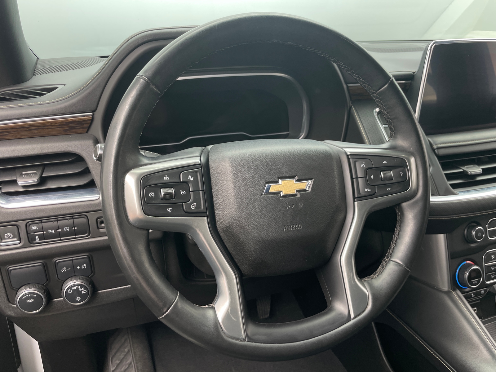 Thumbnail: 2023 Chevrolet Tahoe - 4