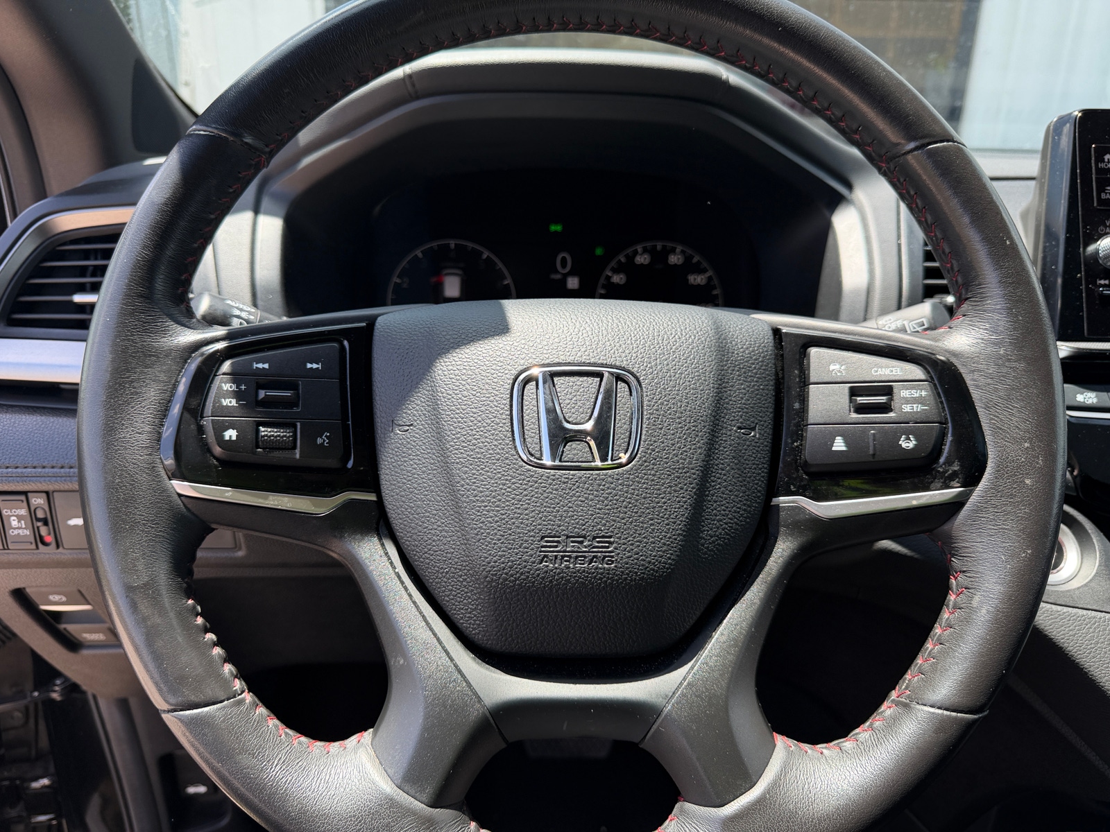 Thumbnail: 2025 Honda Odyssey - 4
