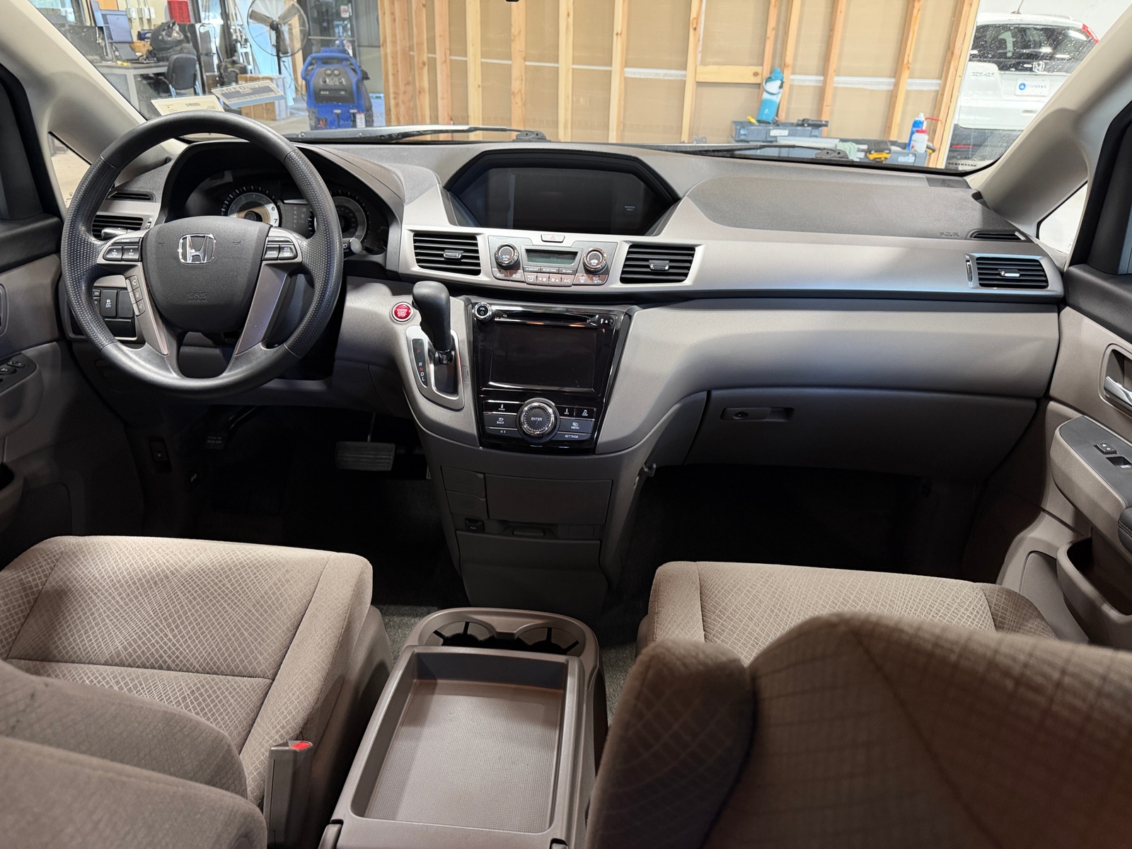 Thumbnail: 2016 Honda Odyssey - 3