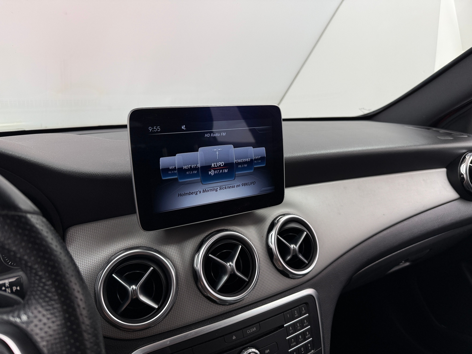 Thumbnail: 2020 Mercedes-Benz GLA - 3