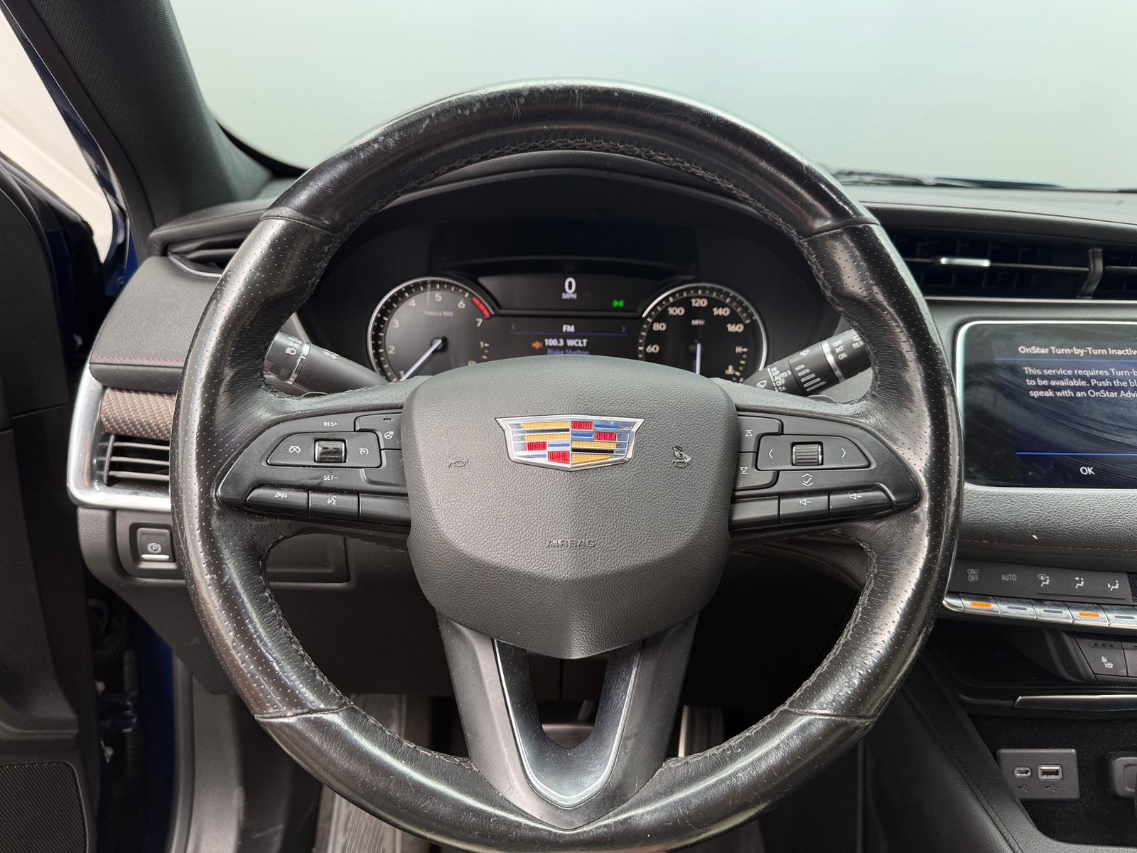 Thumbnail: 2019 Cadillac XT4 - 4