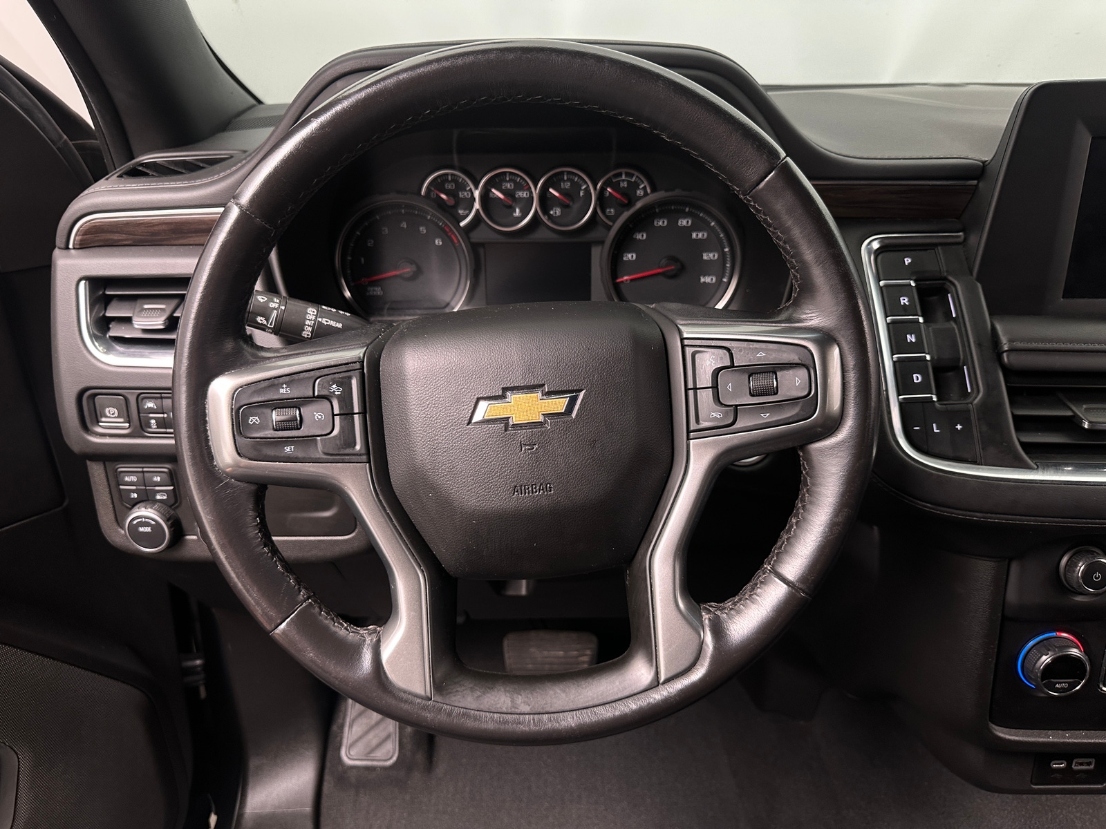 Thumbnail: 2022 Chevrolet Tahoe - 5