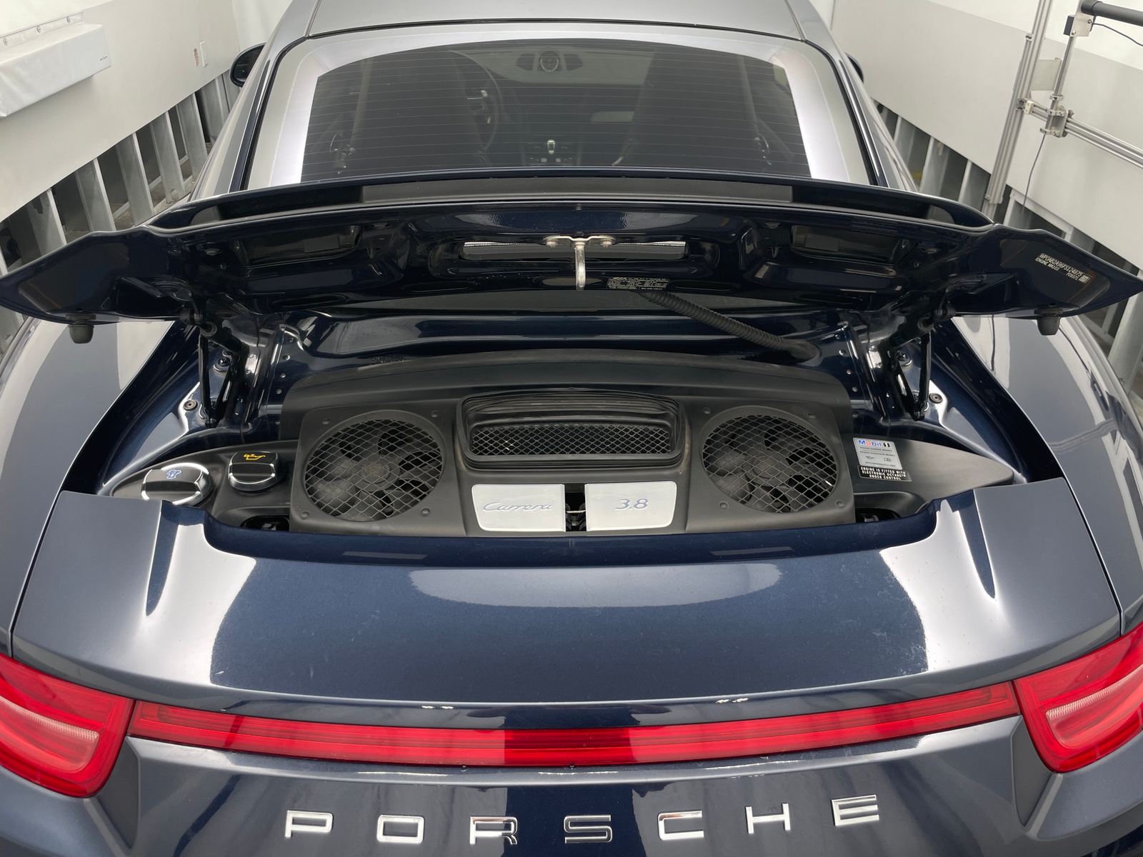 Thumbnail: 2015 Porsche 911 - 4