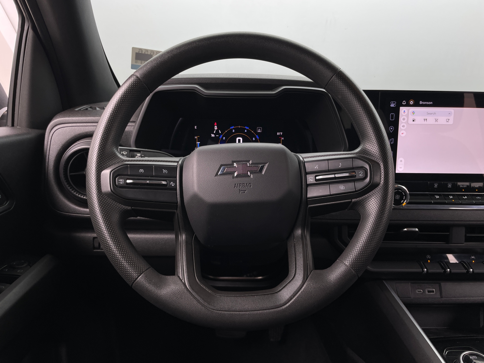 Thumbnail: 2023 Chevrolet Colorado - 5