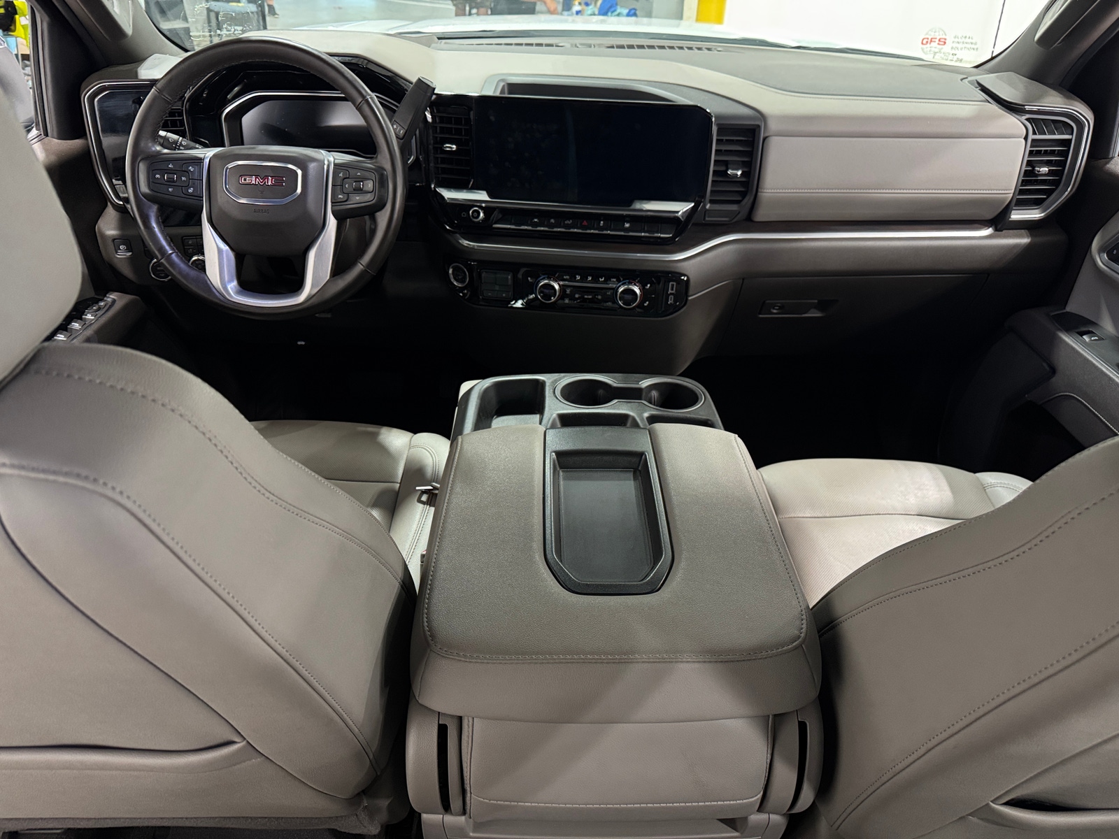 Thumbnail: 2025 GMC Sierra 1500 - 2