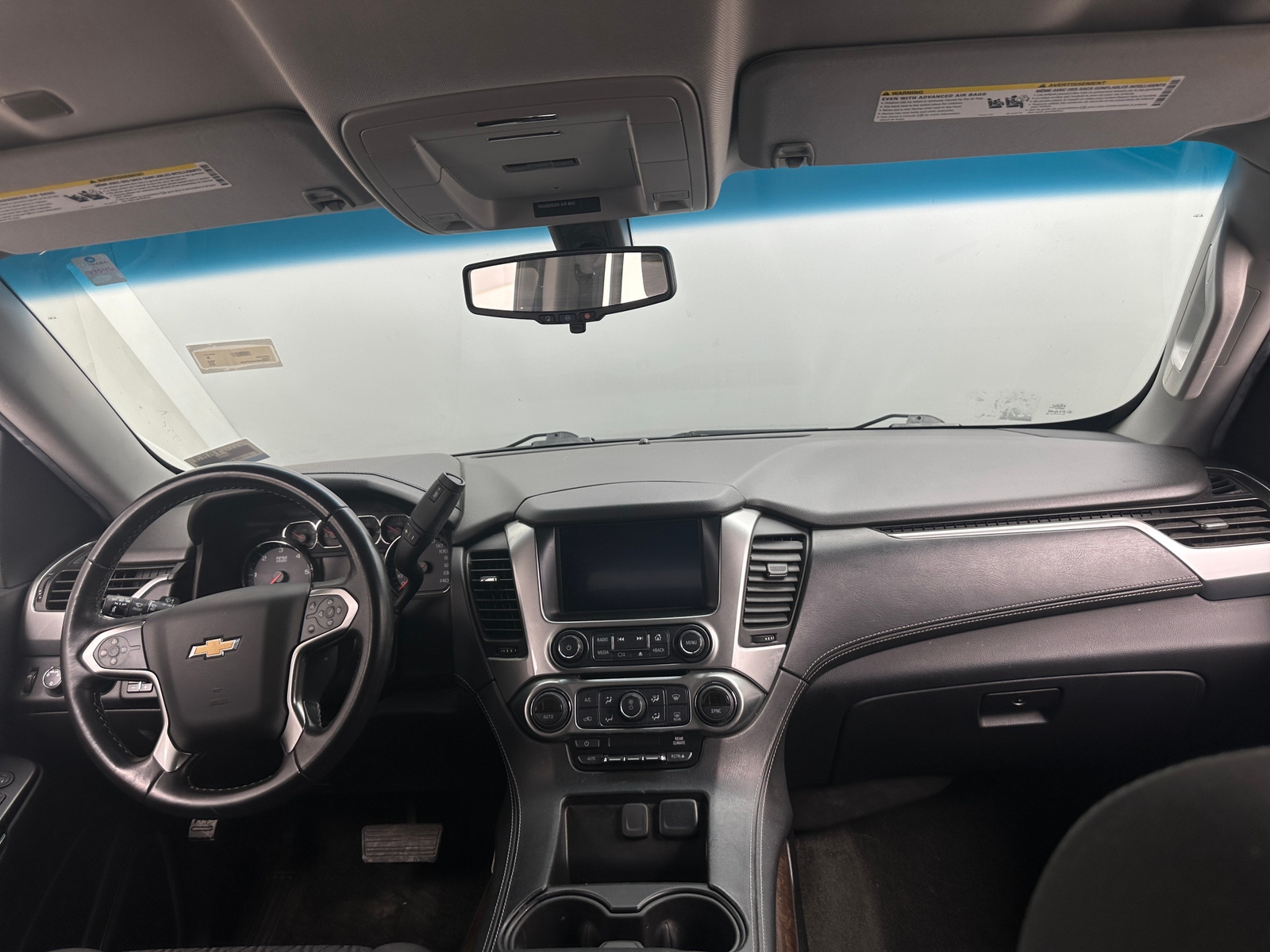 Thumbnail: 2018 Chevrolet Tahoe - 3