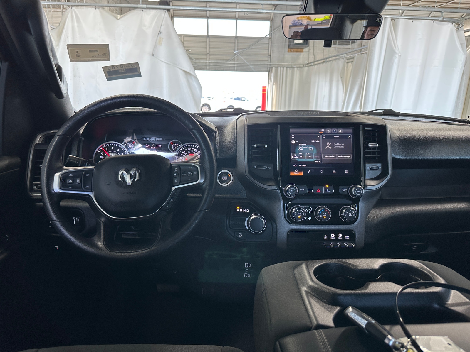 Thumbnail: 2025 RAM 1500 - 3