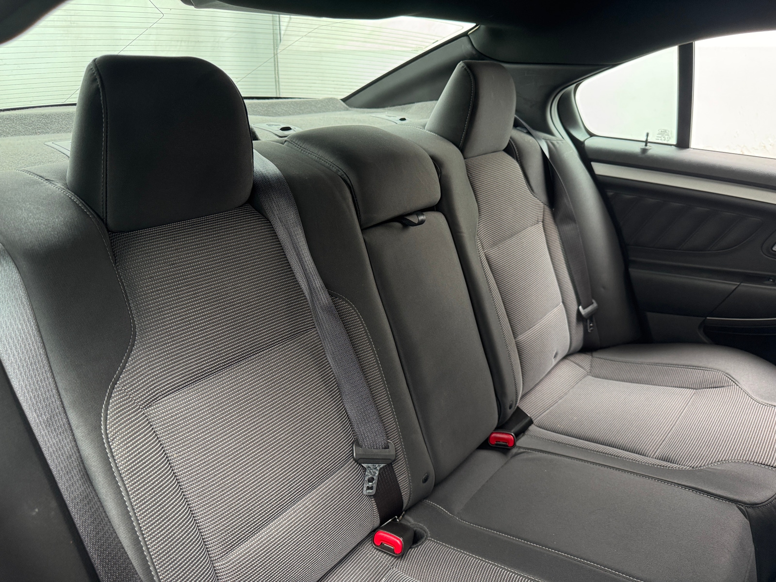 Thumbnail: 2015 Ford Taurus - 6