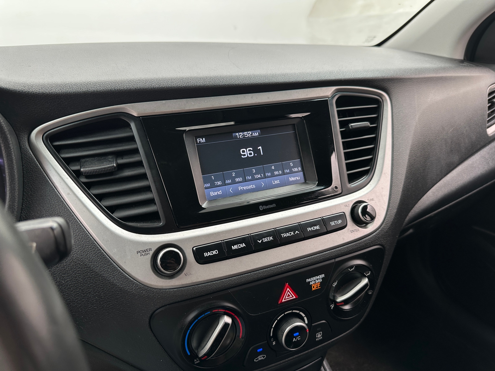 Thumbnail: 2019 Hyundai Accent - 4