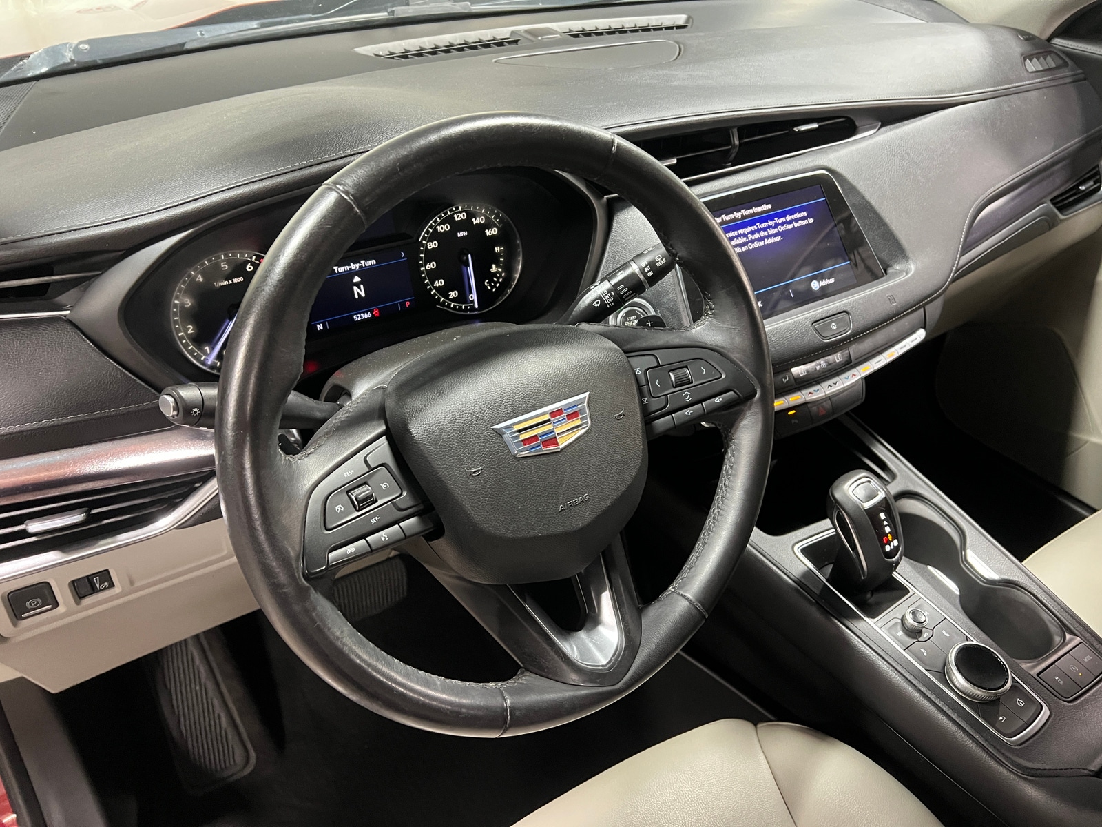 Thumbnail: 2019 Cadillac XT4 - 4