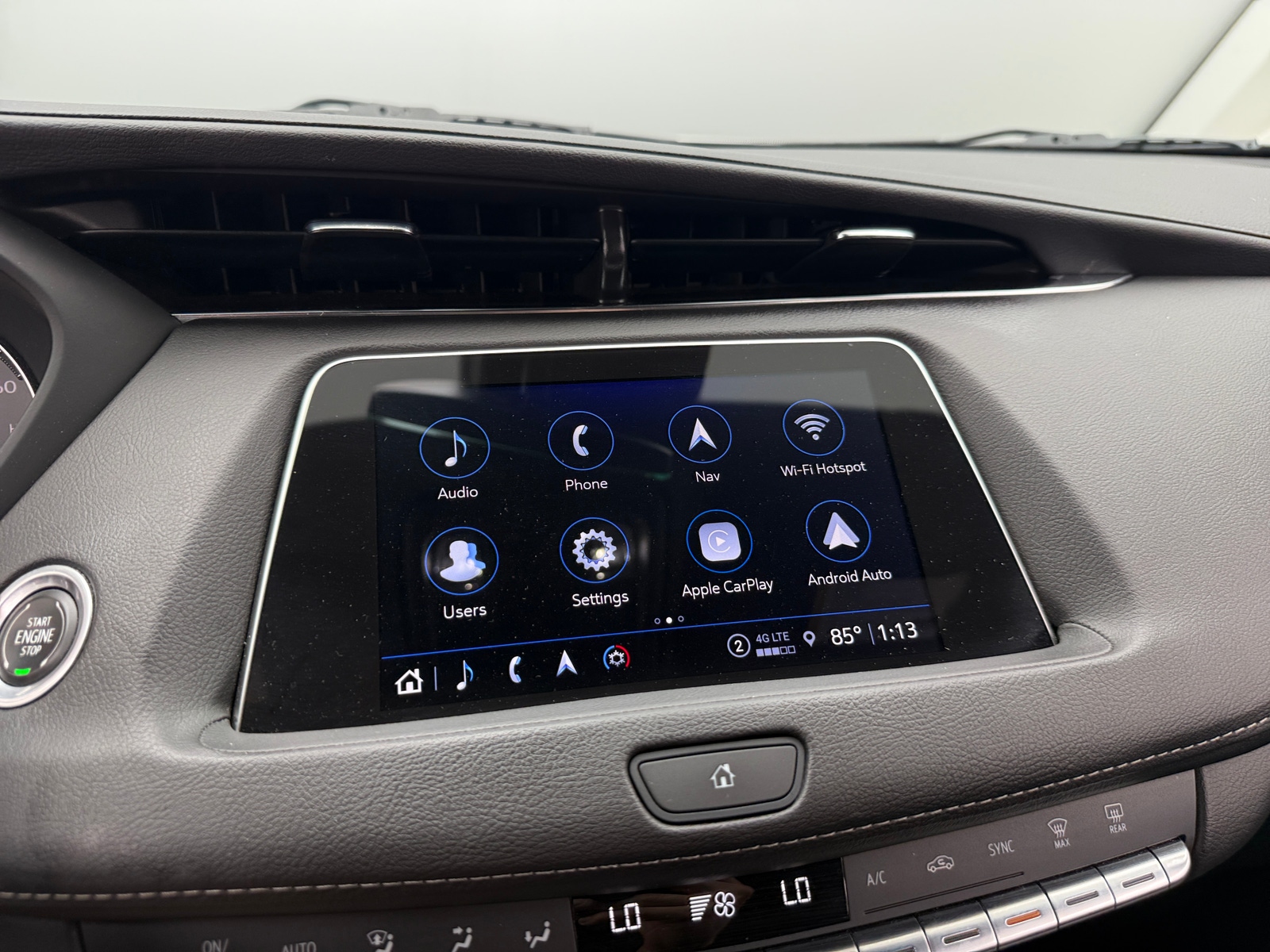 Thumbnail: 2023 Cadillac XT4 - 3