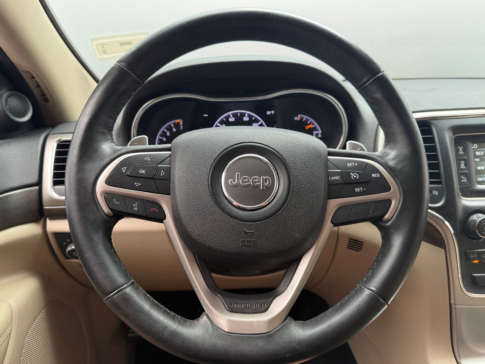 Thumbnail: 2017 Jeep Grand Cherokee - 5