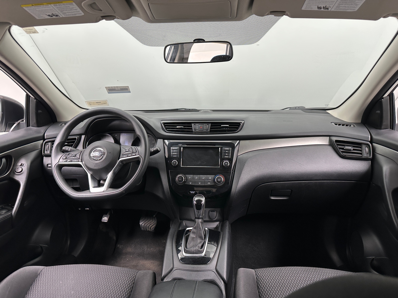 Thumbnail: 2019 Nissan Rogue Sport - 3