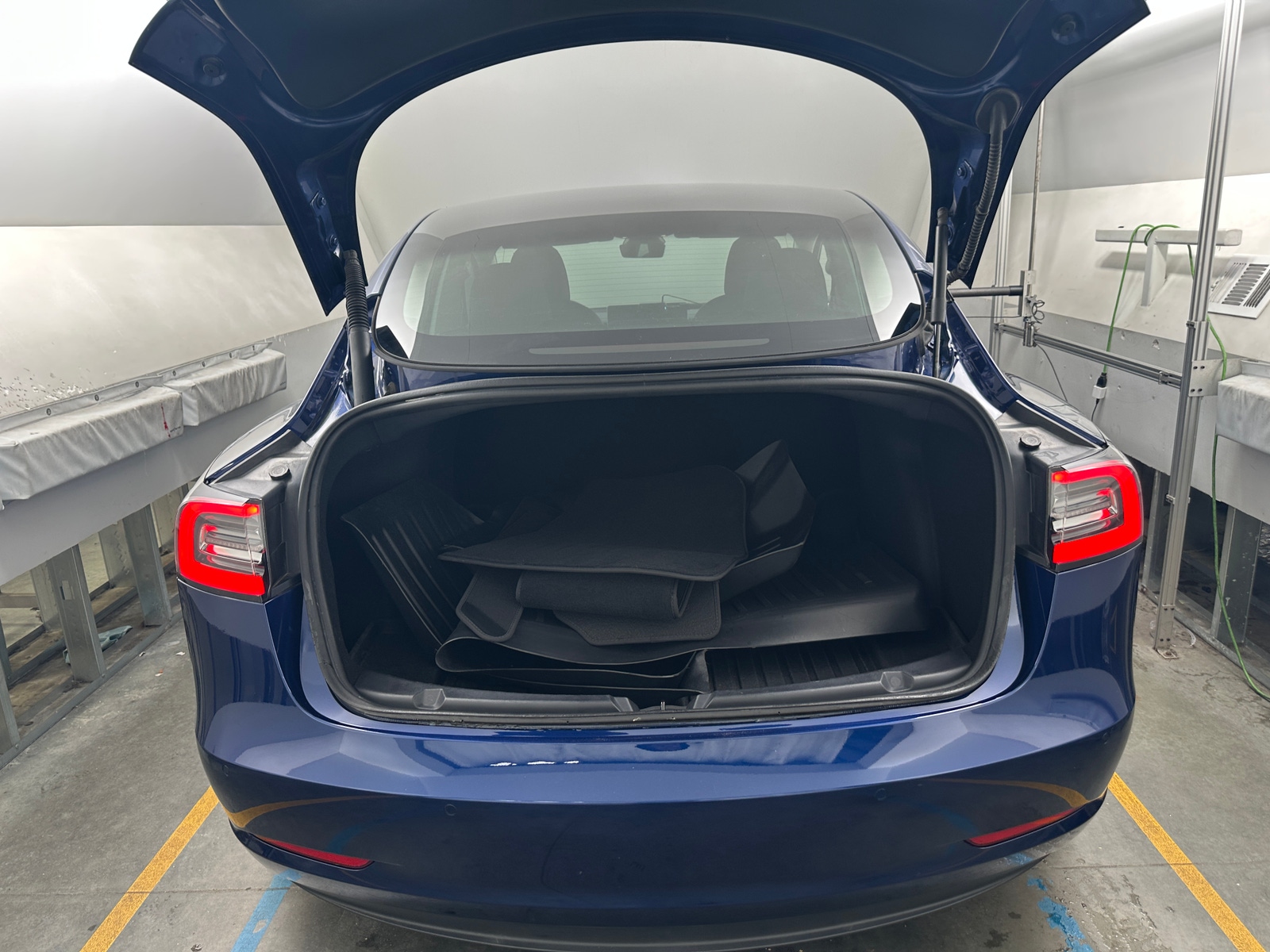 Thumbnail: 2022 Tesla Model 3 - 6