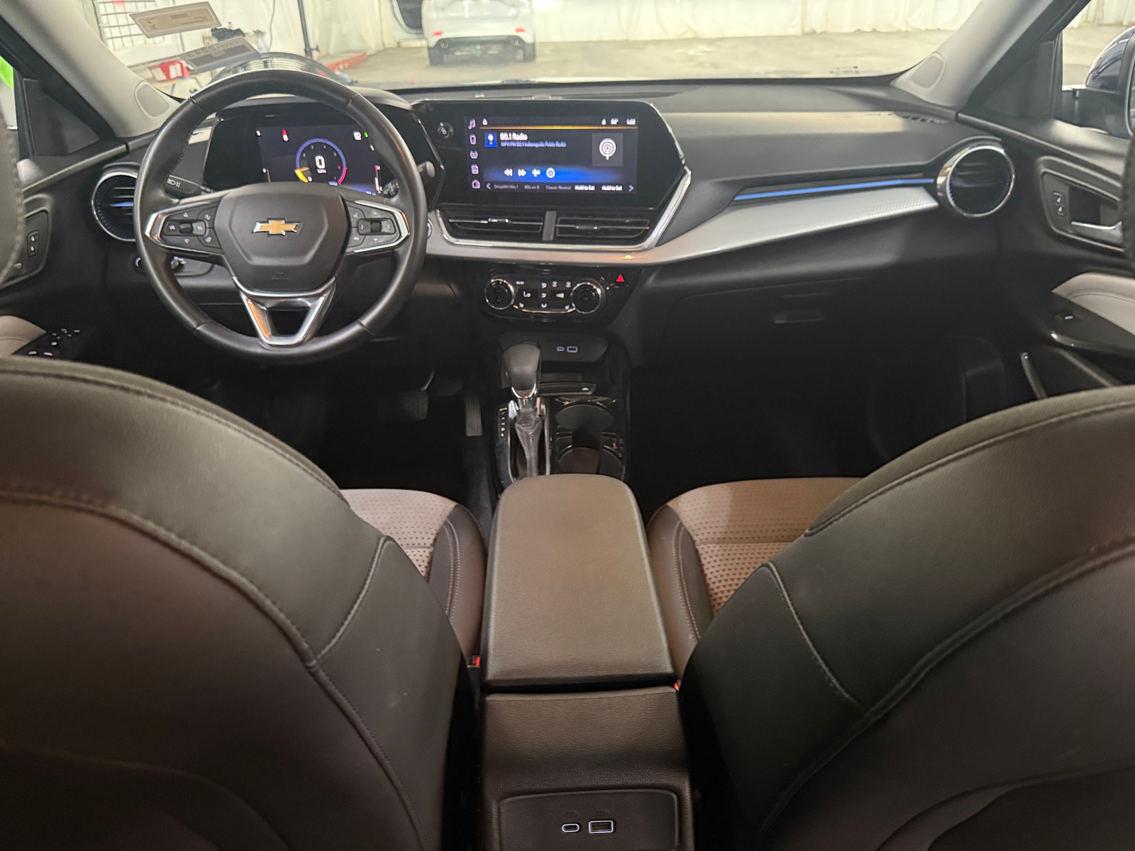 Thumbnail: 2024 Chevrolet Trax - 3