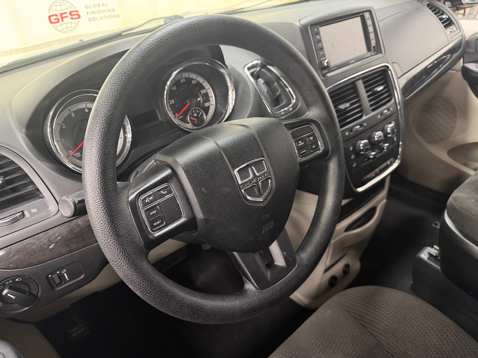 Thumbnail: 2018 Dodge Grand Caravan - 5