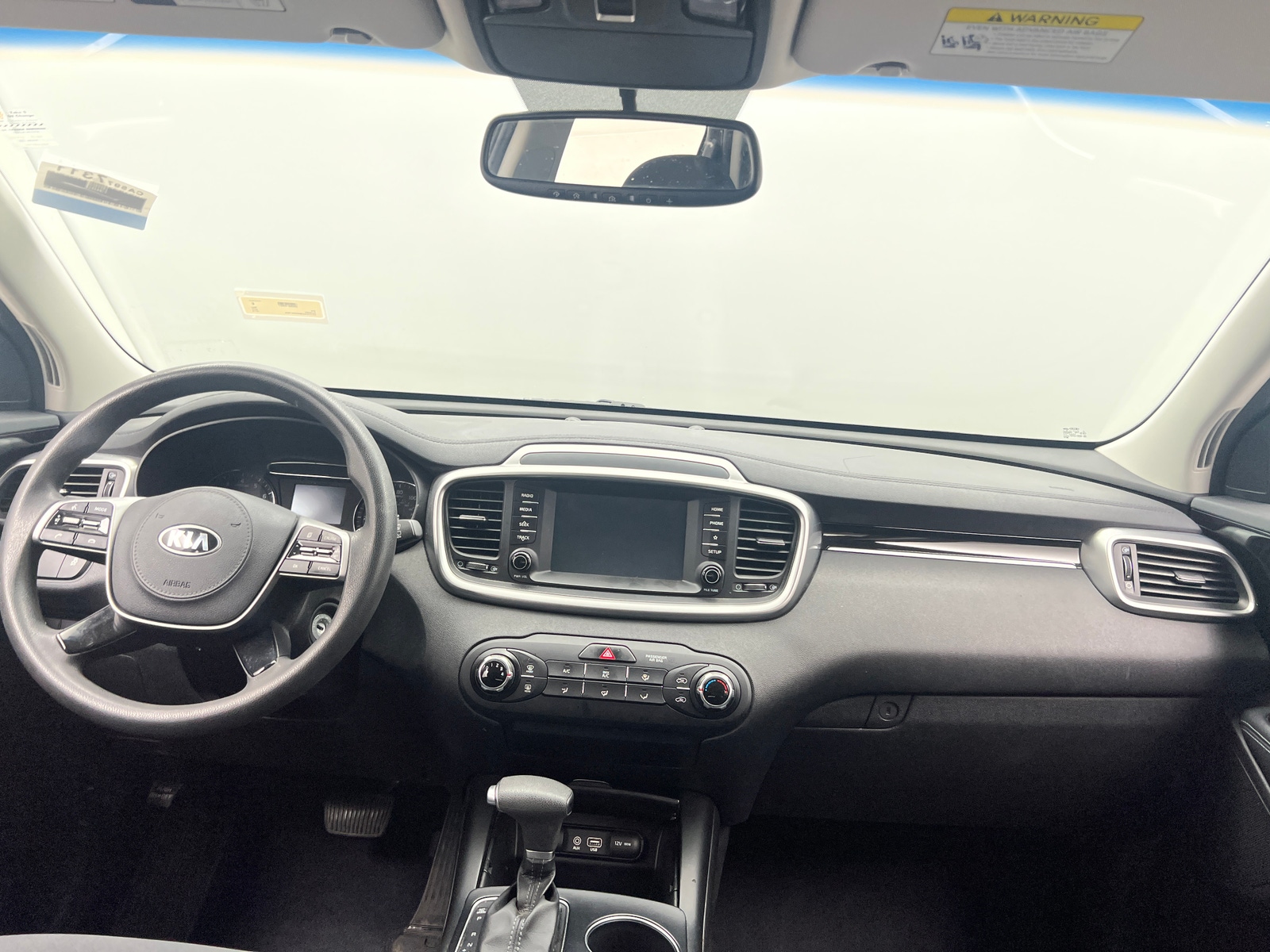 Thumbnail: 2019 Kia Sorento - 3