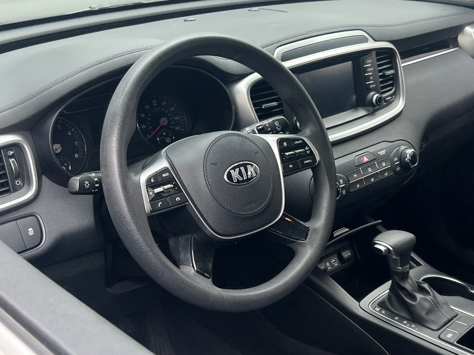 Thumbnail: 2019 Kia Sorento - 5