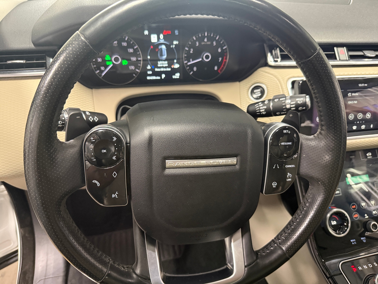 Thumbnail: 2018 Land Rover Range Rover Velar - 4
