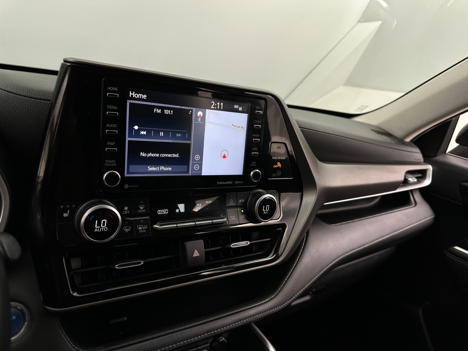 Thumbnail: 2021 Toyota Highlander - 4