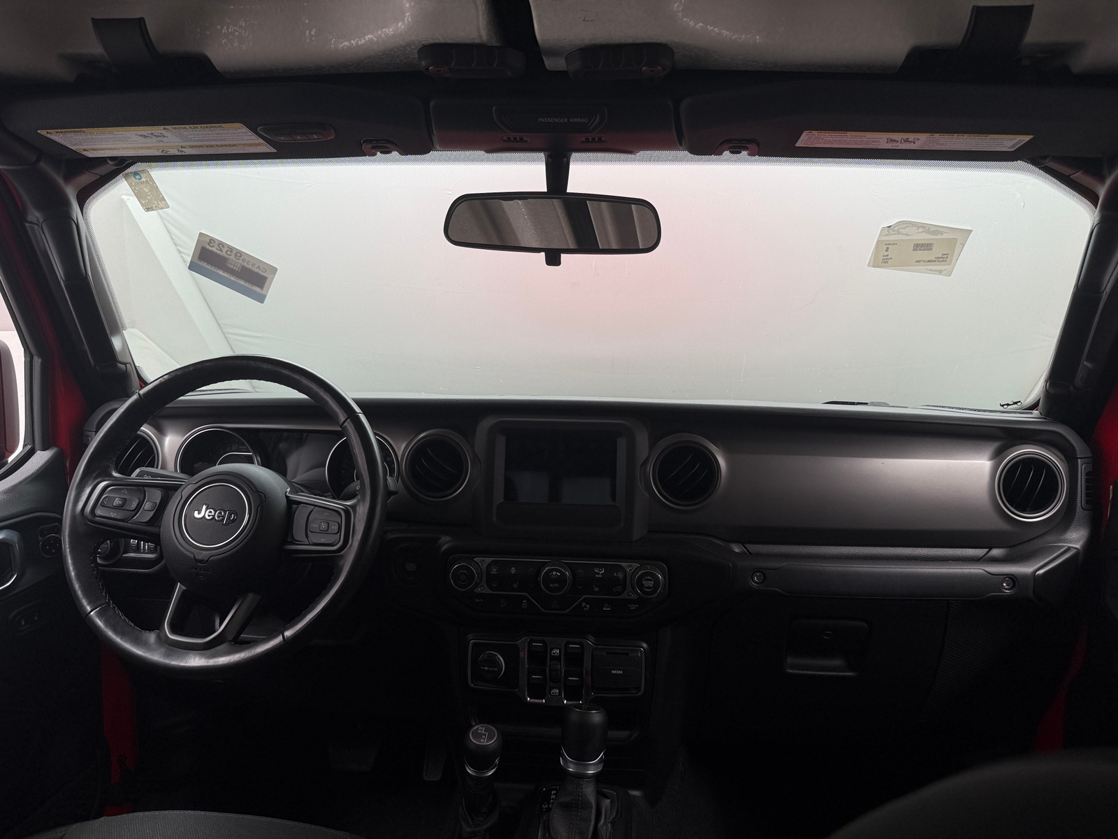 Thumbnail: 2021 Jeep Gladiator - 3