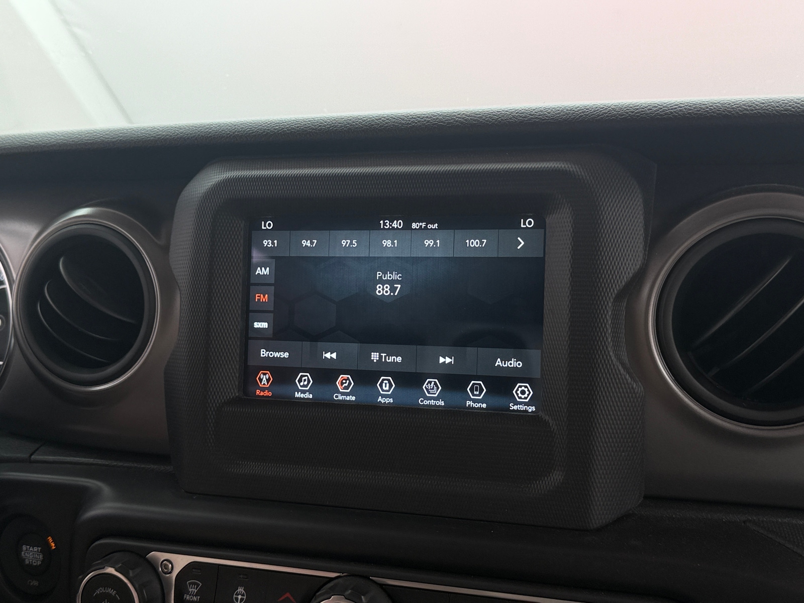 Thumbnail: 2021 Jeep Gladiator - 4