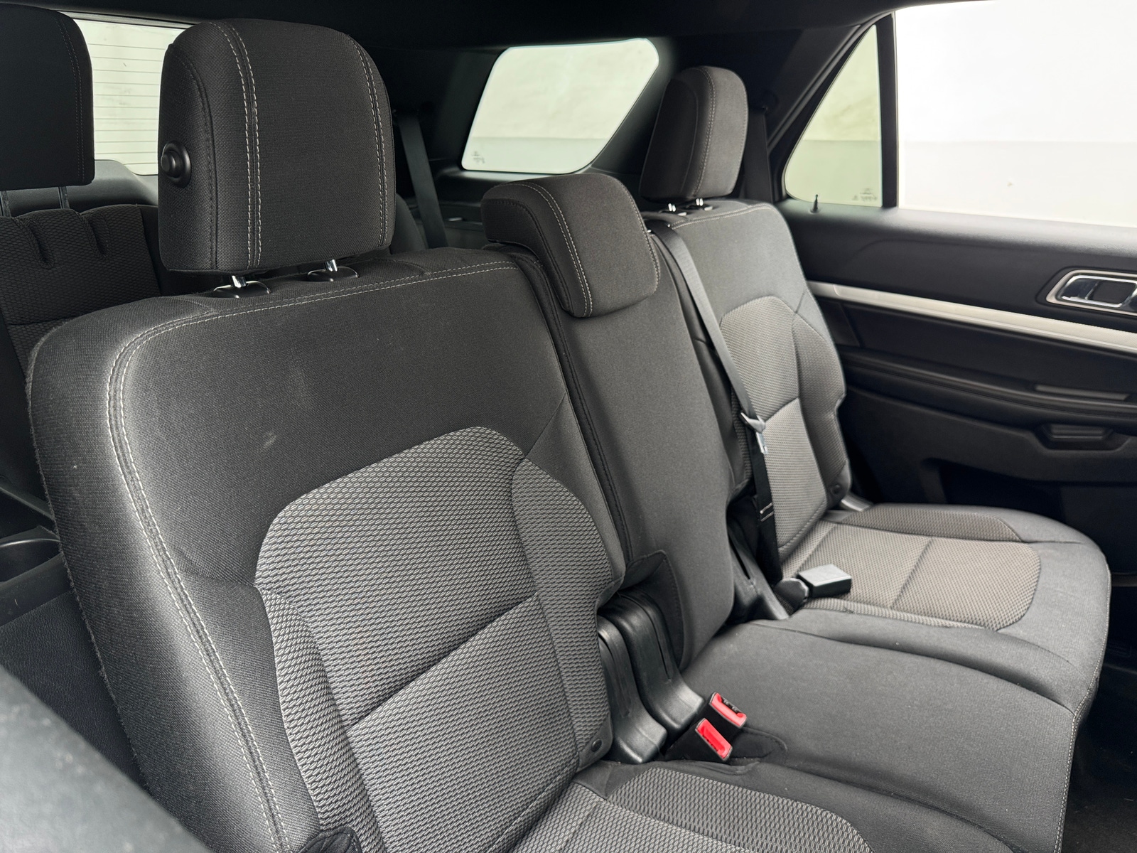 Thumbnail: 2017 Ford Explorer - 6