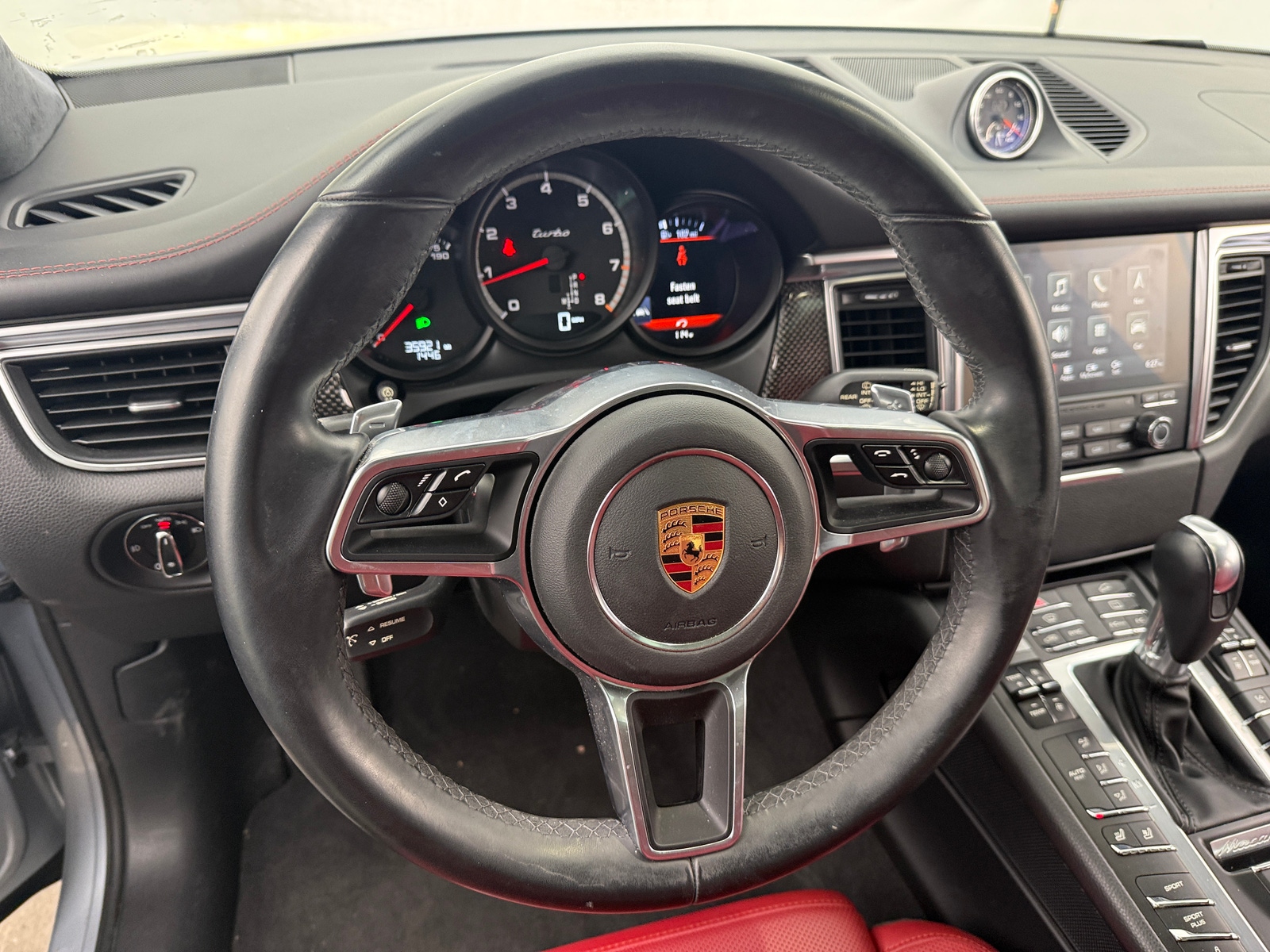 Thumbnail: 2018 Porsche Macan - 4