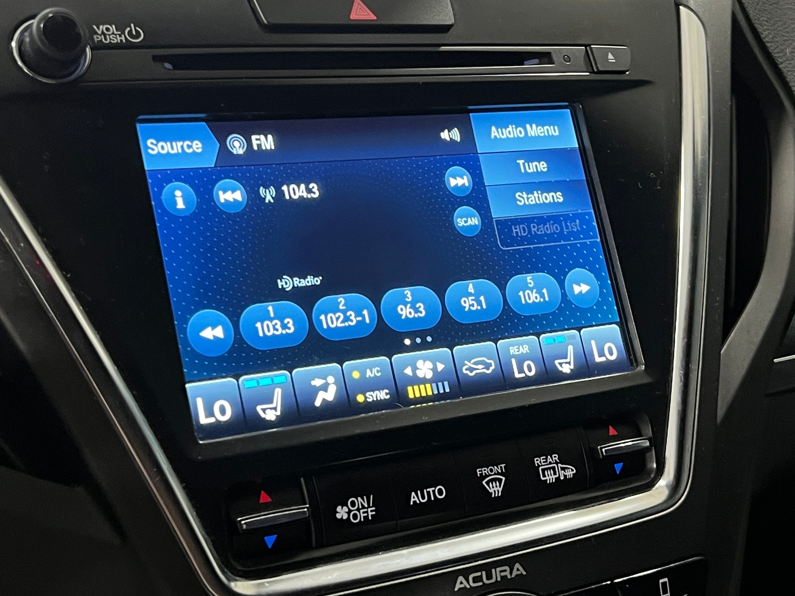 Thumbnail: 2019 Acura MDX - 3