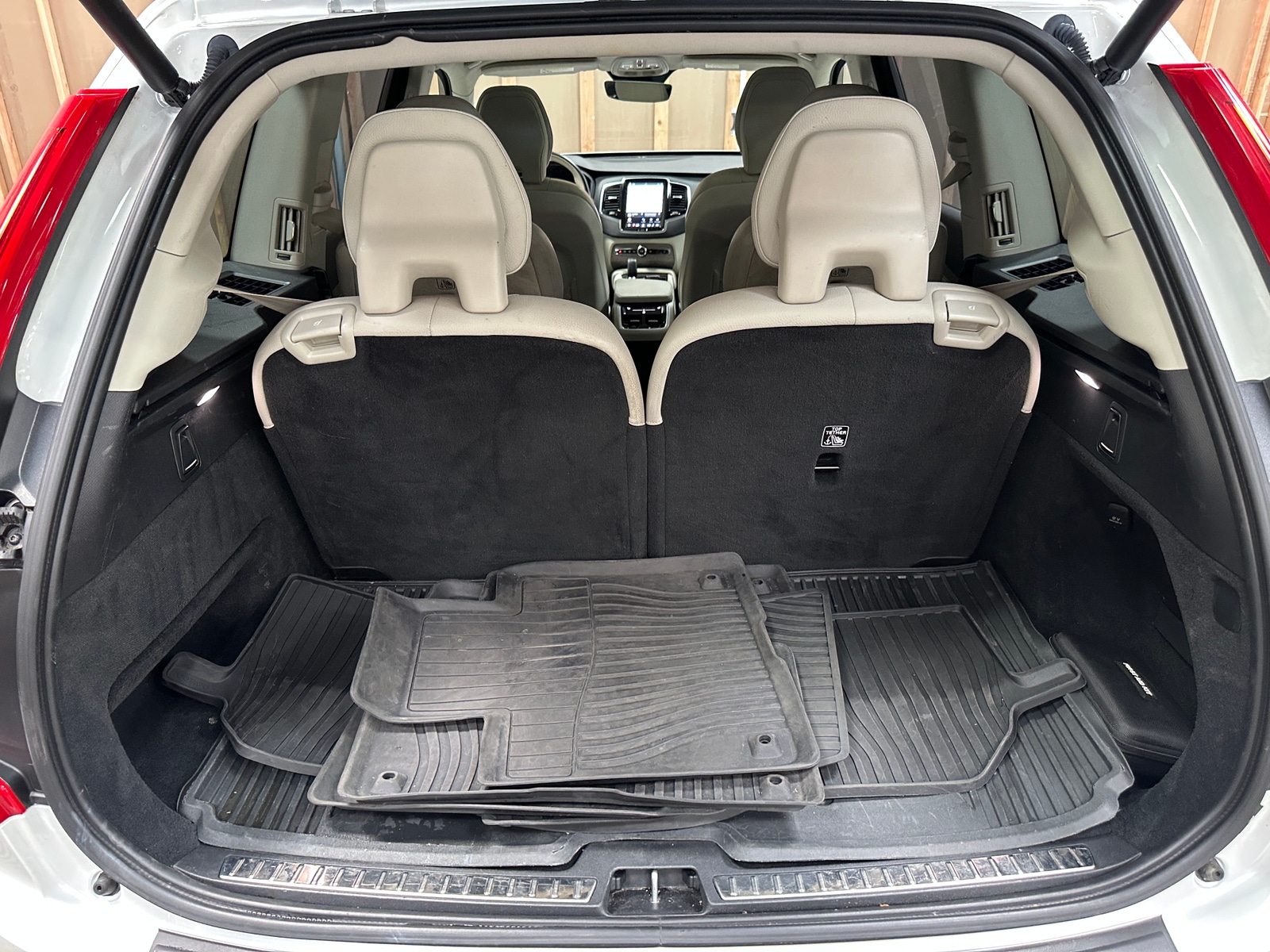 Thumbnail: 2023 Volvo XC90 - 7
