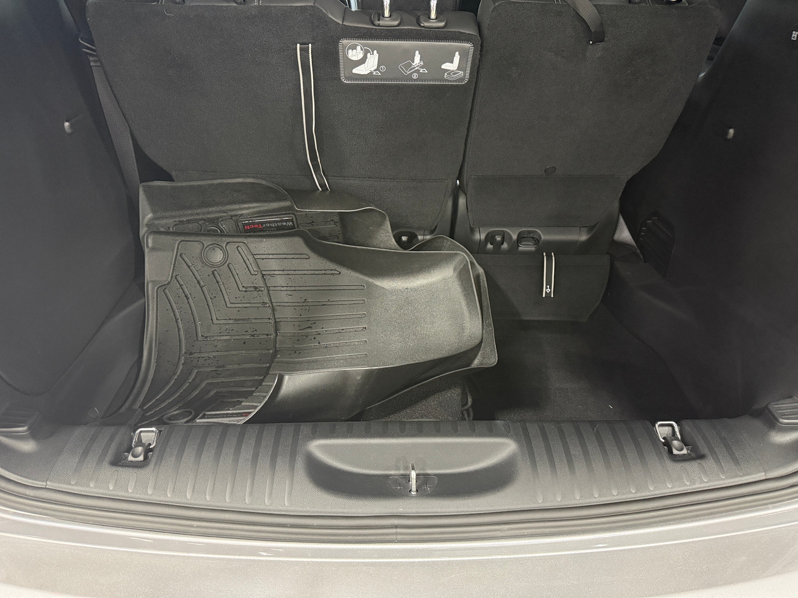 Thumbnail: 2019 Chrysler Pacifica - 6