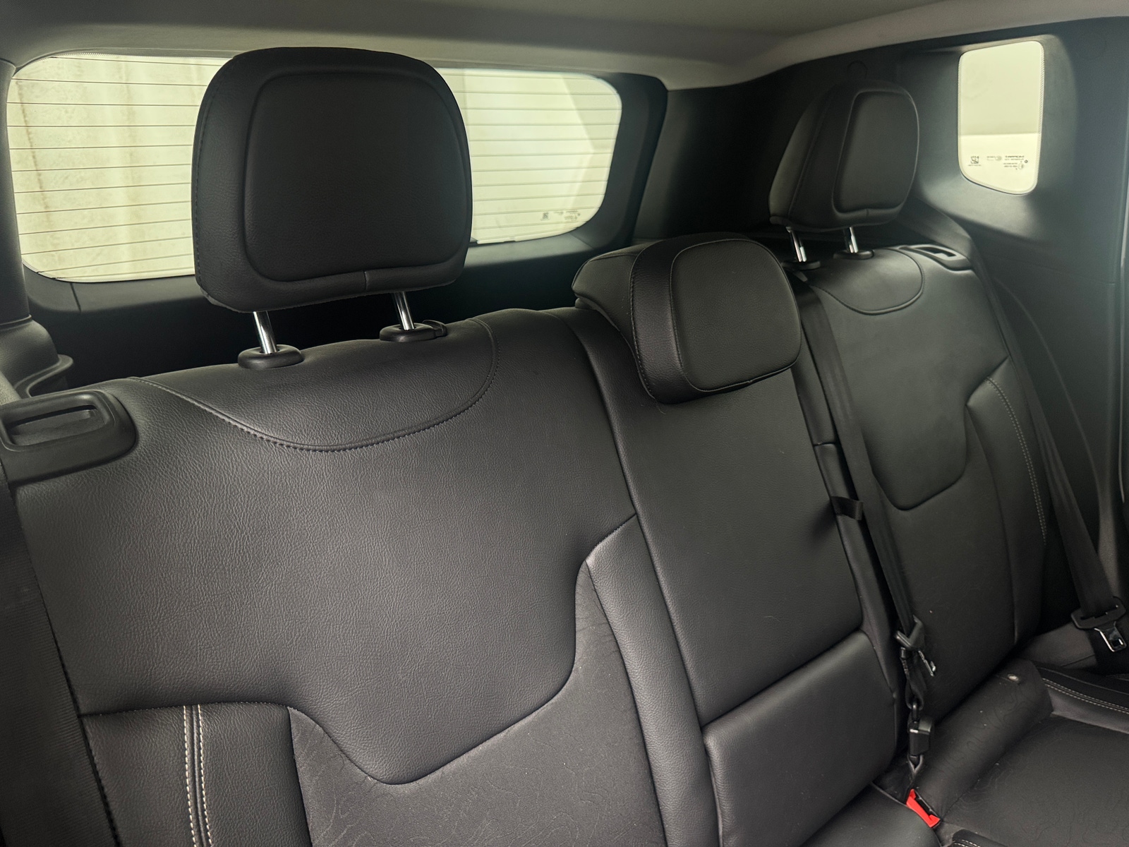 Thumbnail: 2017 Jeep Renegade - 6