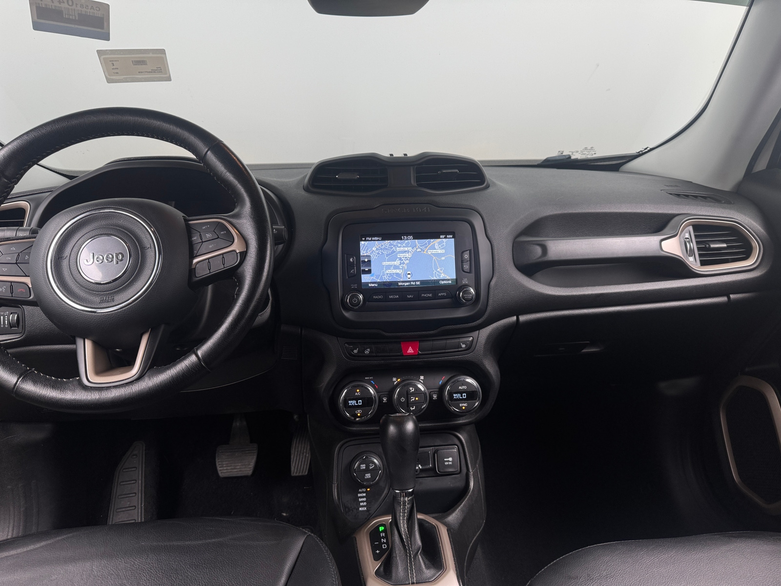Thumbnail: 2017 Jeep Renegade - 3
