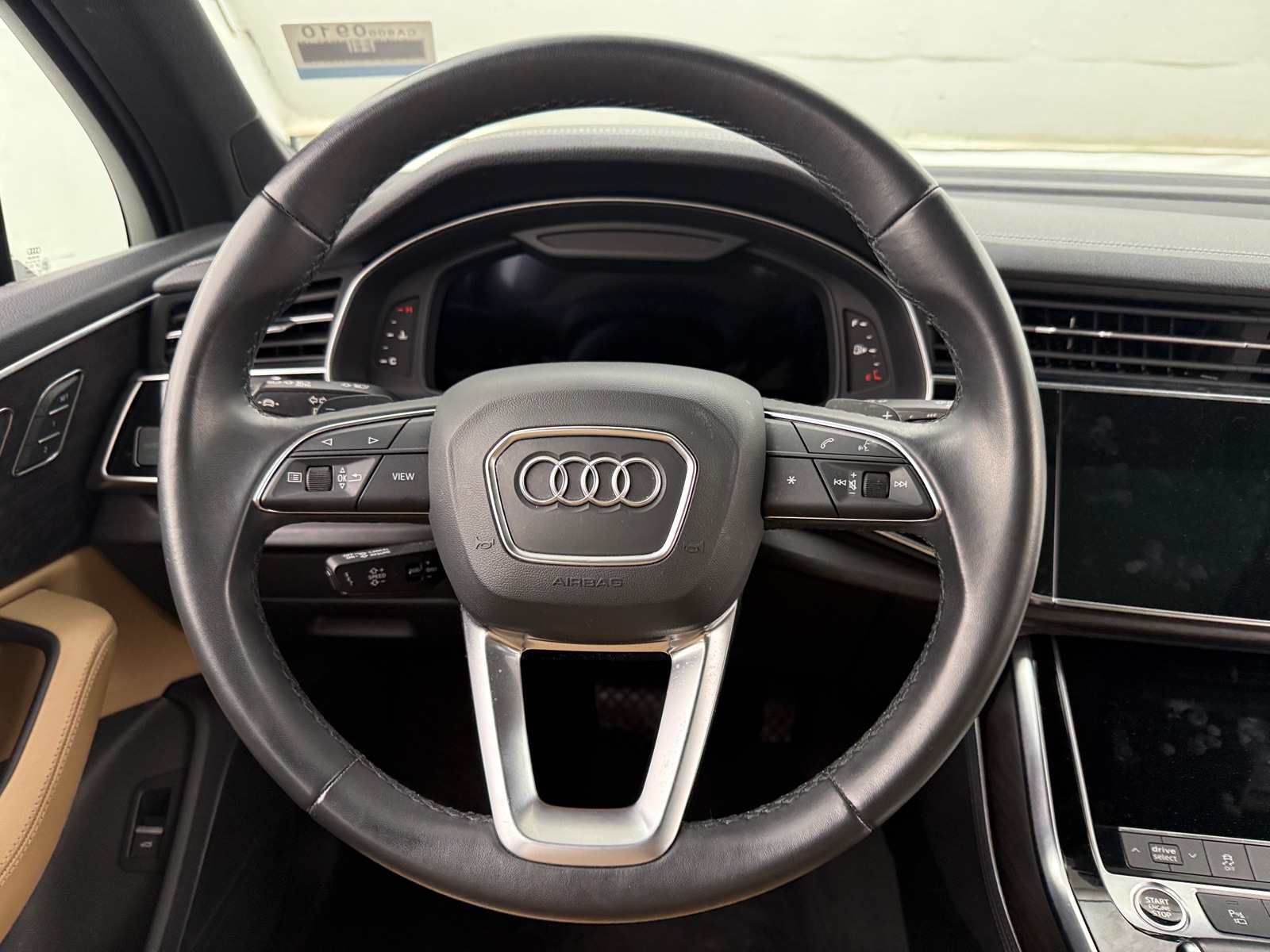 Thumbnail: 2023 Audi Q7 - 4