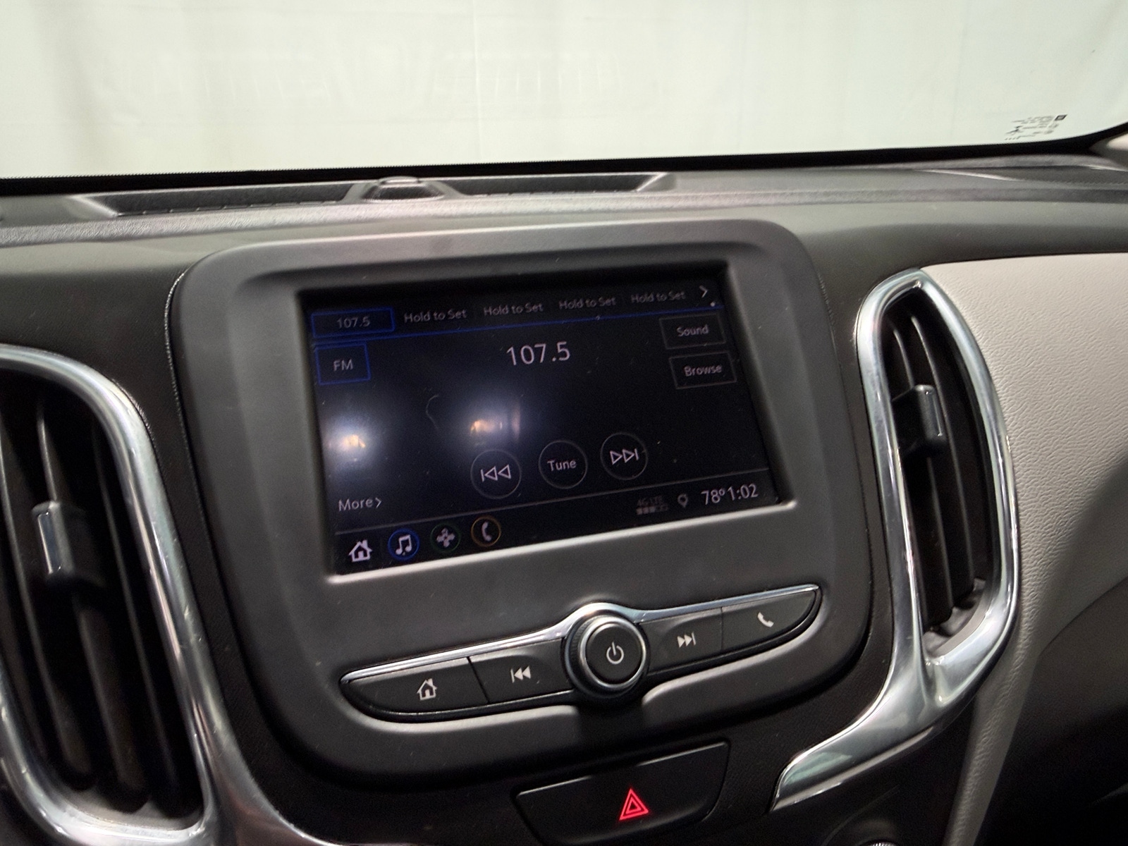 Thumbnail: 2020 Chevrolet Equinox - 4