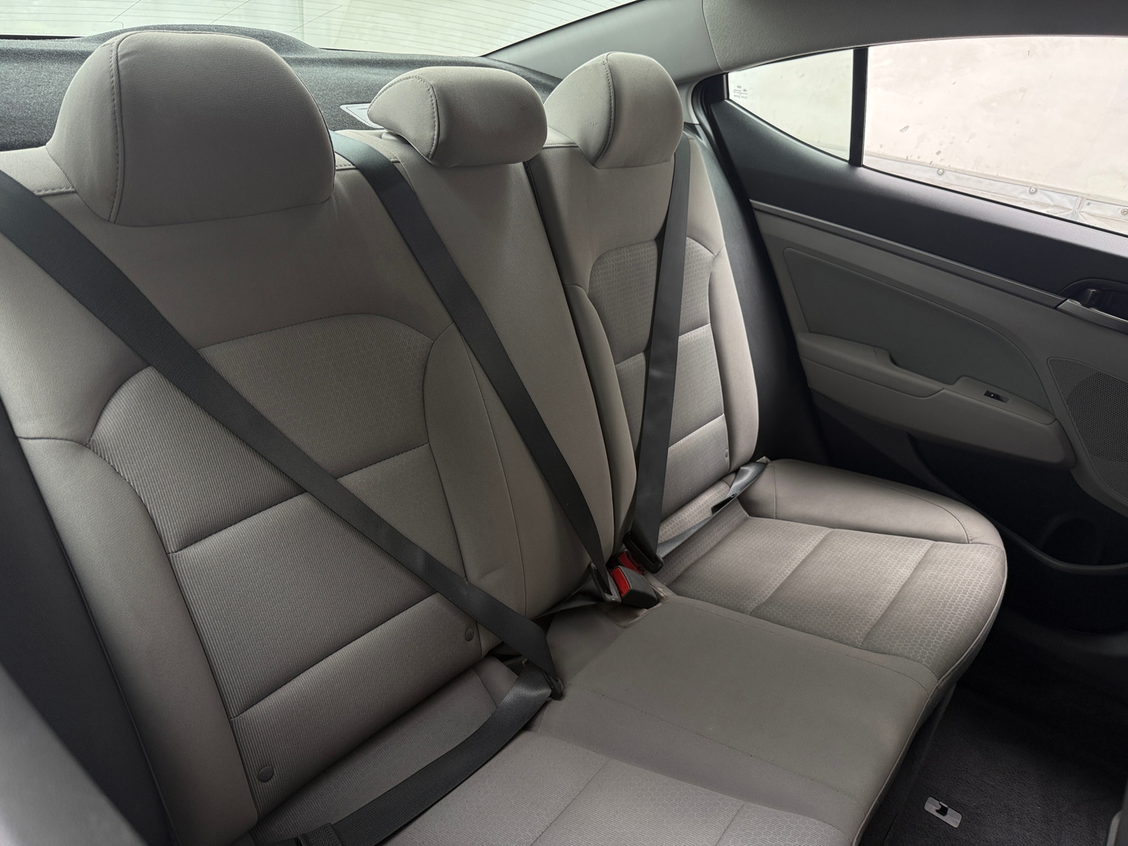 Thumbnail: 2017 Hyundai Elantra - 6