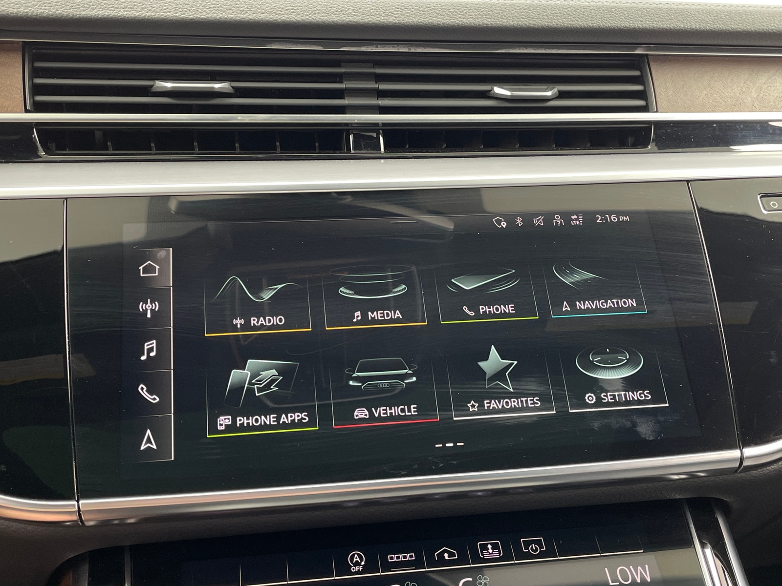 Thumbnail: 2021 Audi A8 - 3