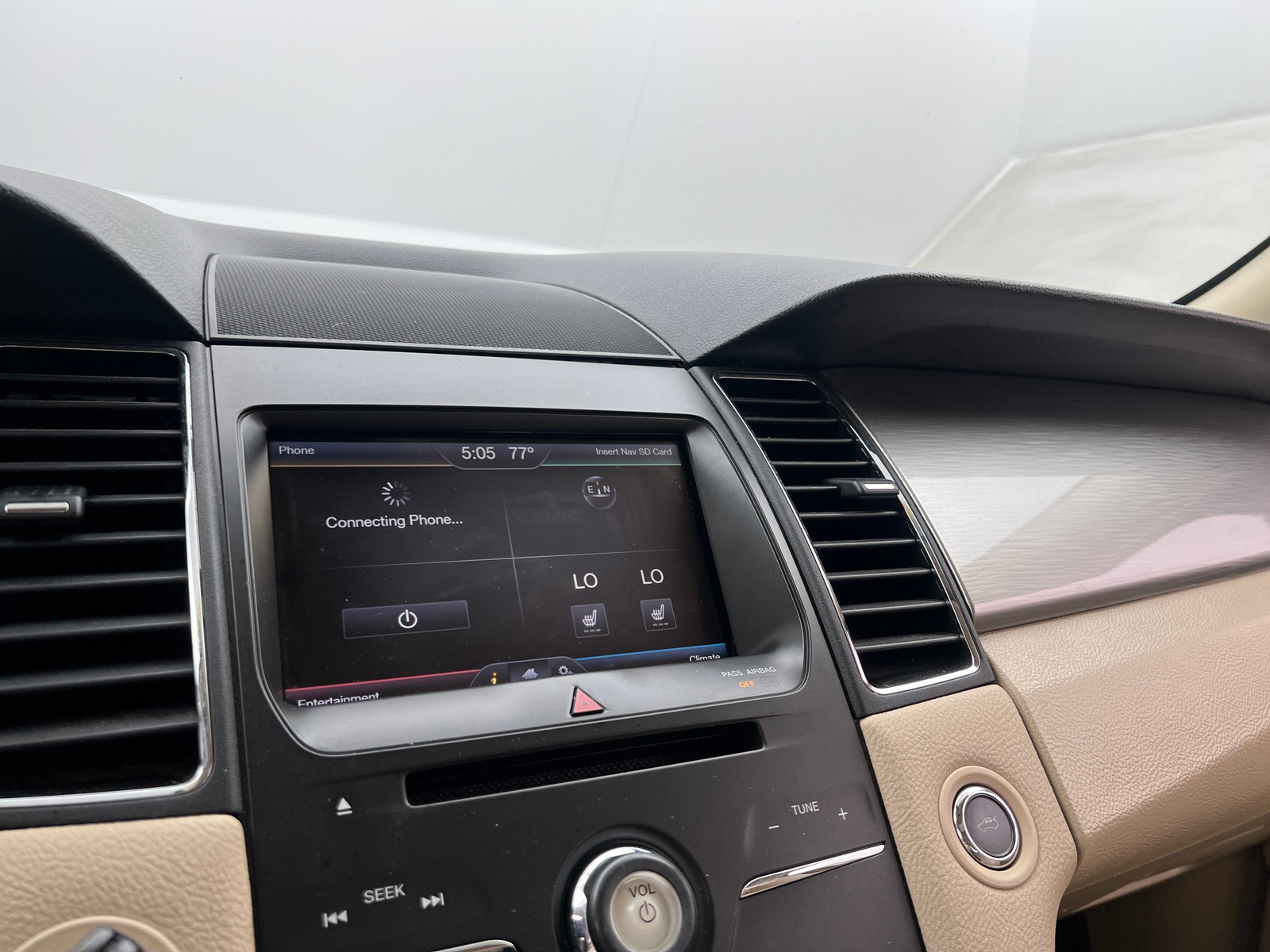 Thumbnail: 2014 Ford Taurus - 4