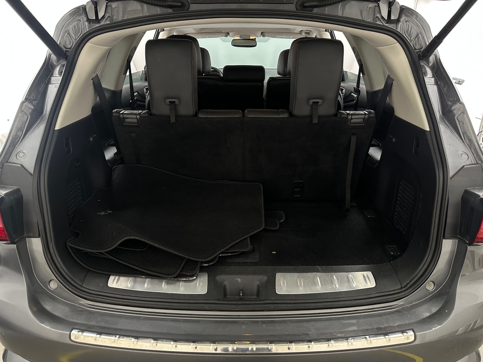 Thumbnail: 2018 INFINITI QX60 - 6