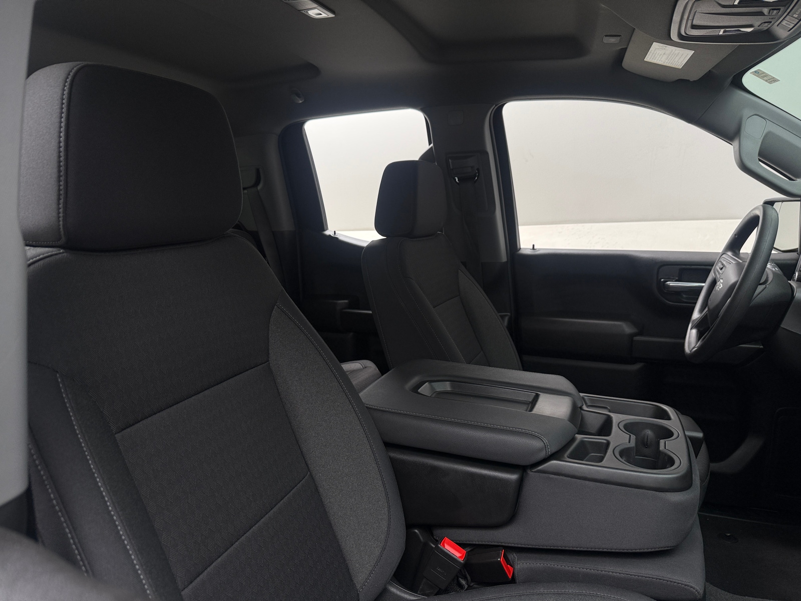 Thumbnail: 2025 Chevrolet Silverado 1500 - 2