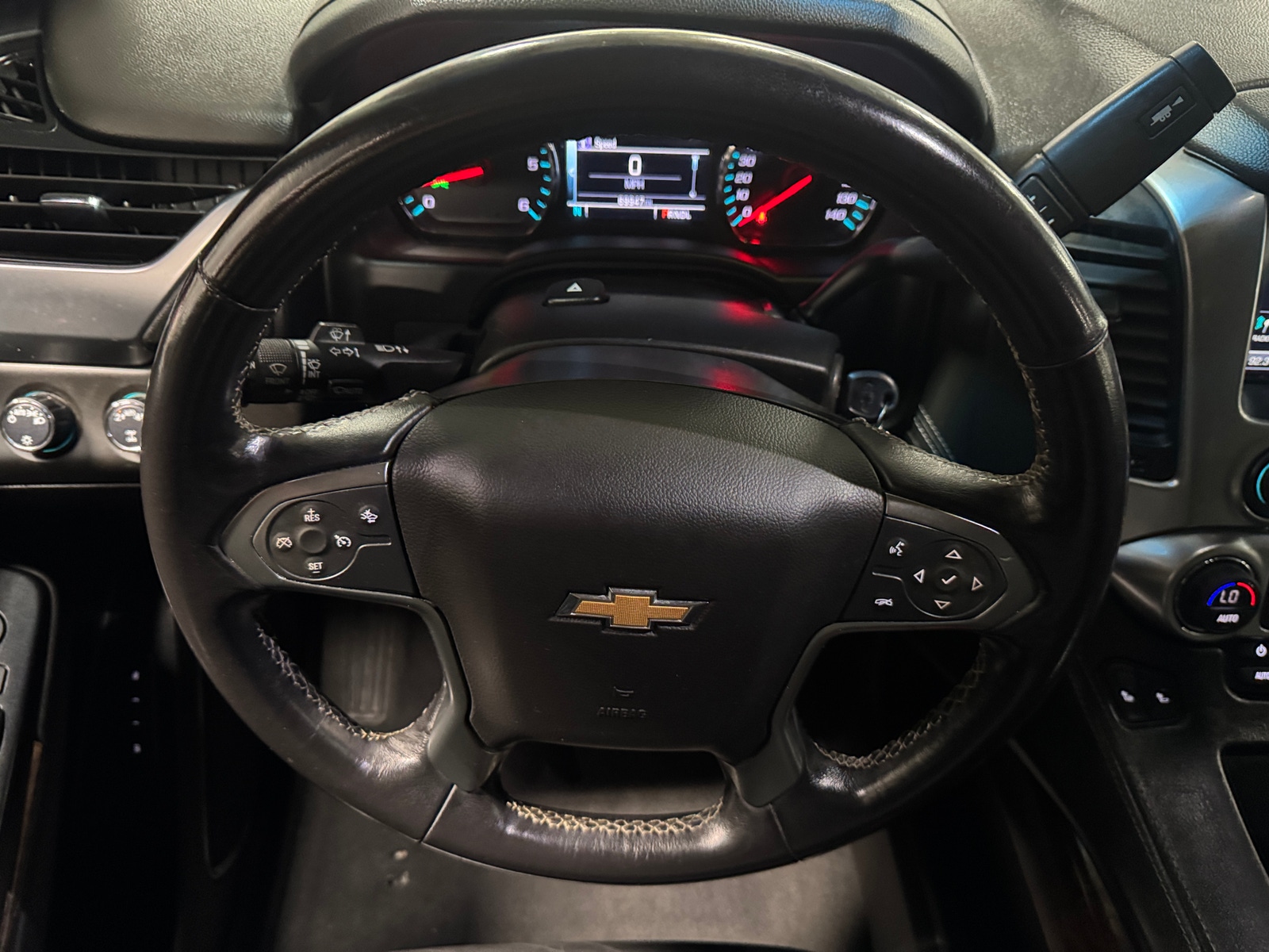 Thumbnail: 2019 Chevrolet Tahoe - 4