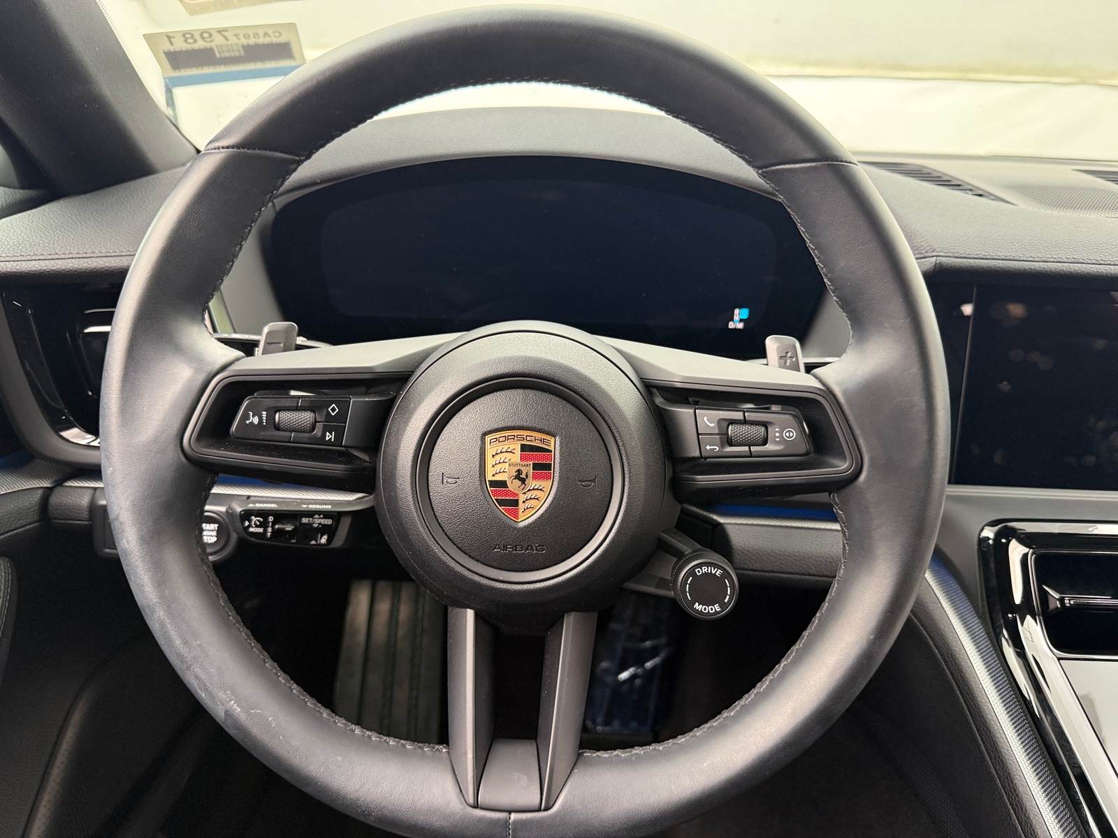 Thumbnail: 2025 Porsche Panamera - 4