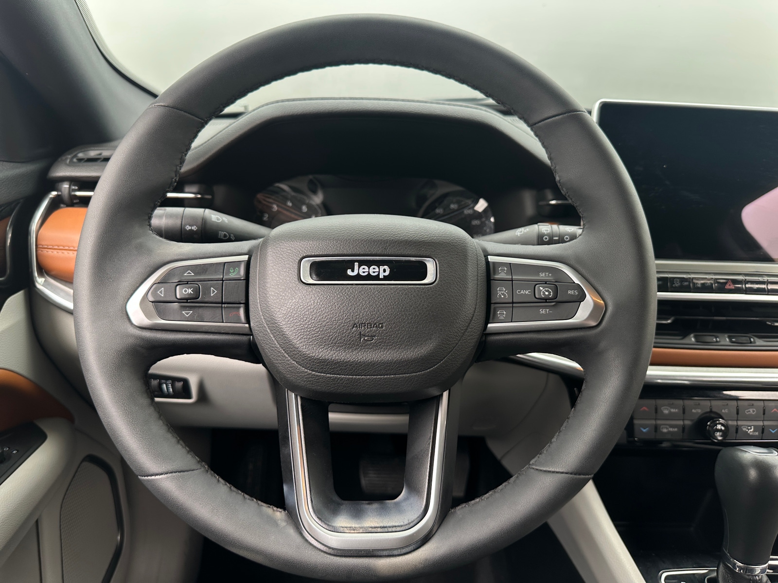 Thumbnail: 2023 Jeep Compass - 4