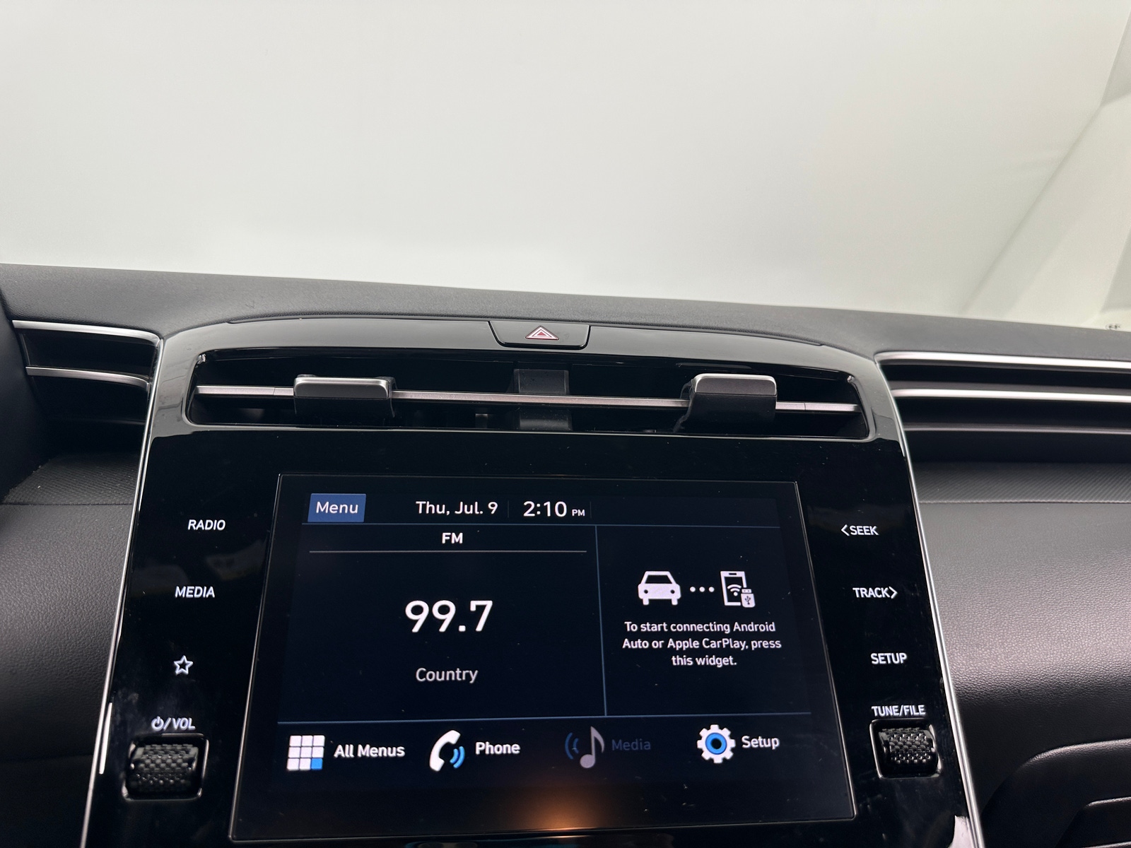 Thumbnail: 2023 Hyundai Santa Cruz - 4
