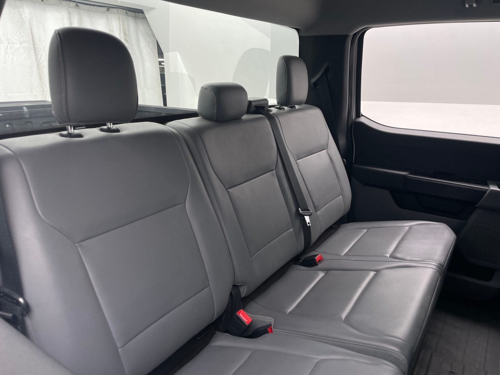 Thumbnail: 2021 Ford Econoline - 6