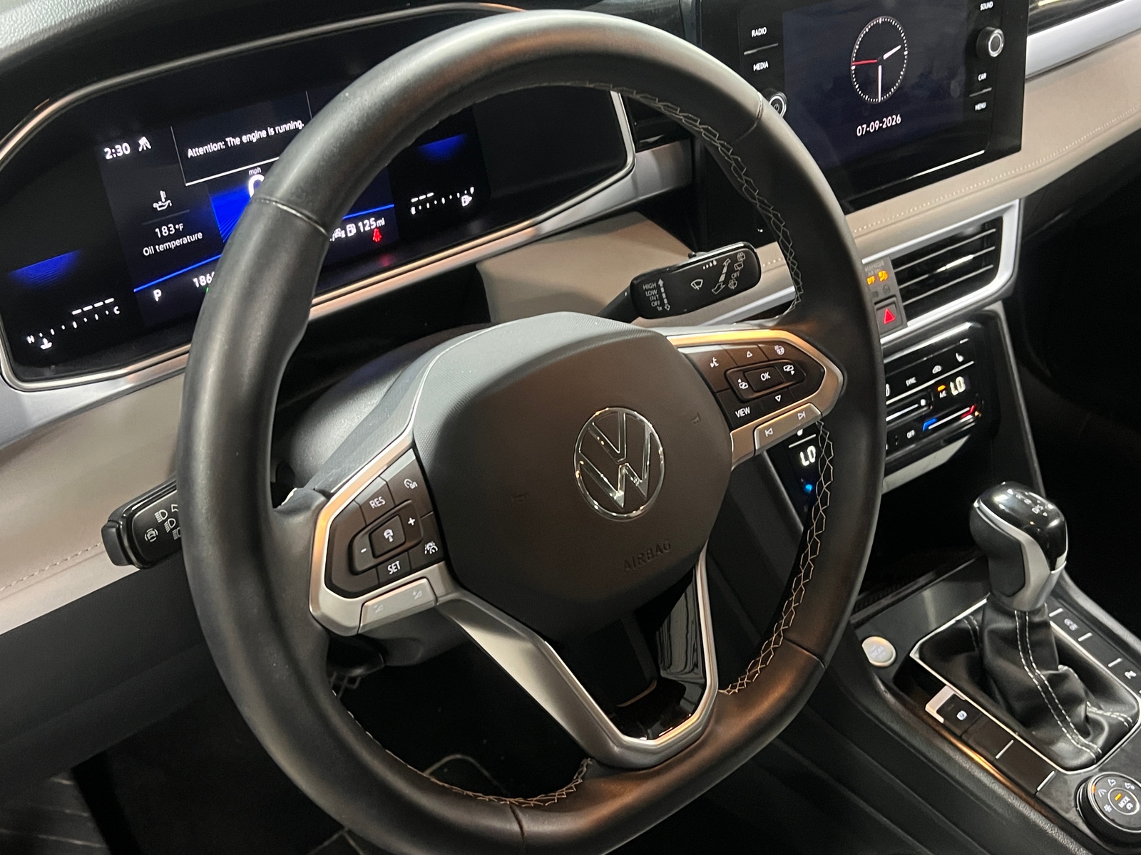 Thumbnail: 2025 Volkswagen Taos - 5